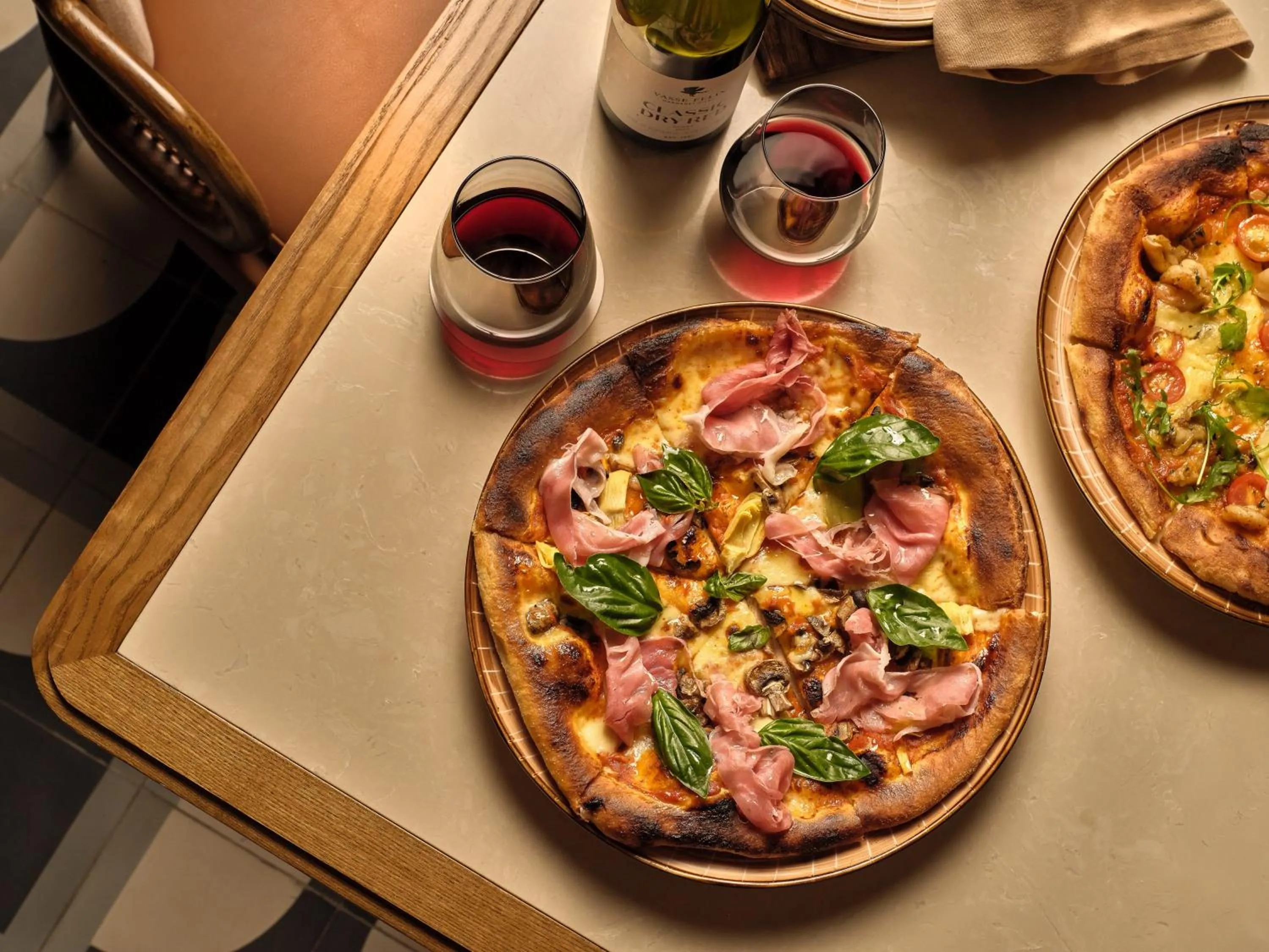 Restaurant/places to eat in Crowne Plaza Fiji Nadi Bay Resort & Spa by IHG