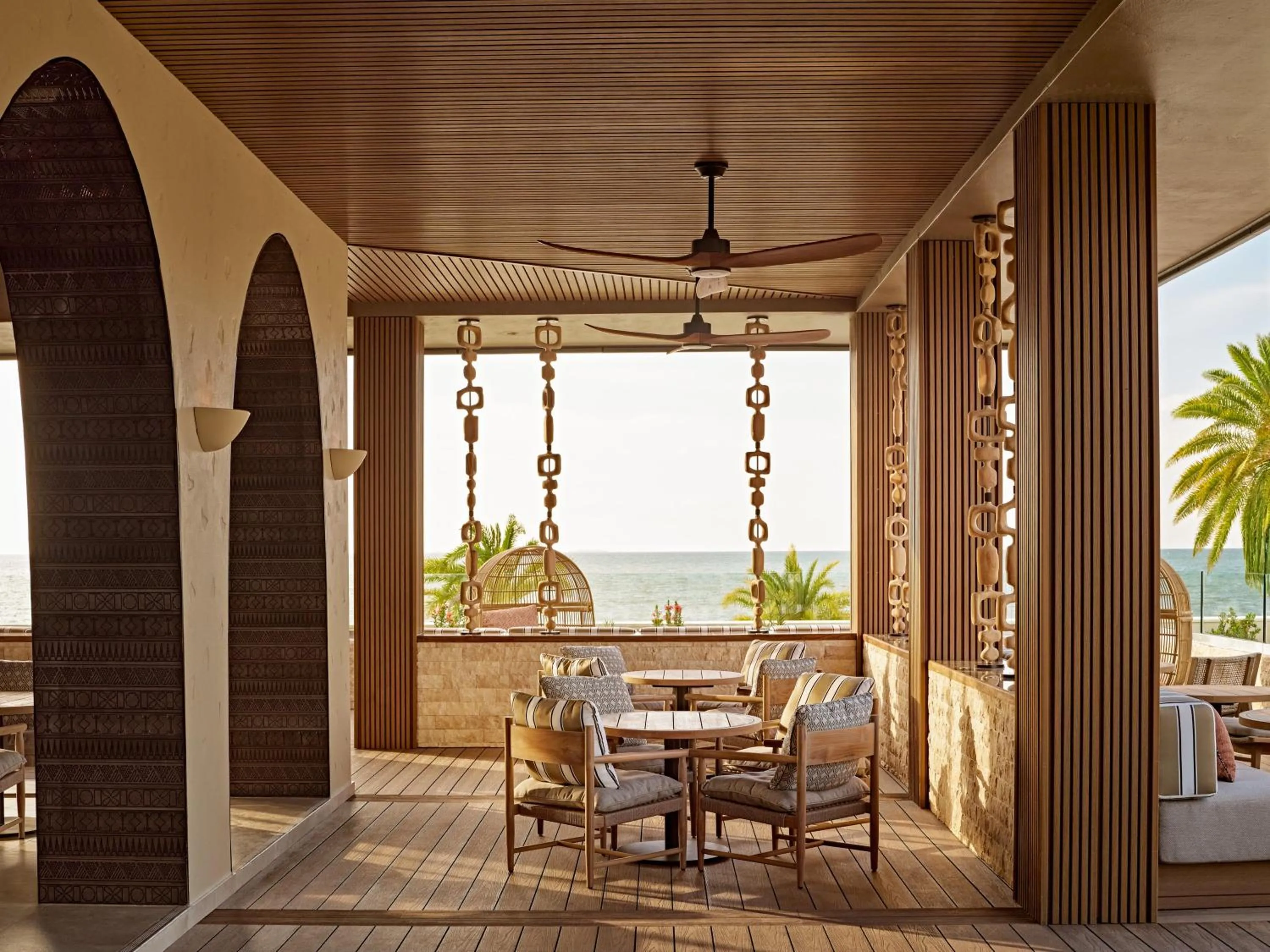 Restaurant/places to eat in Crowne Plaza Fiji Nadi Bay Resort & Spa by IHG