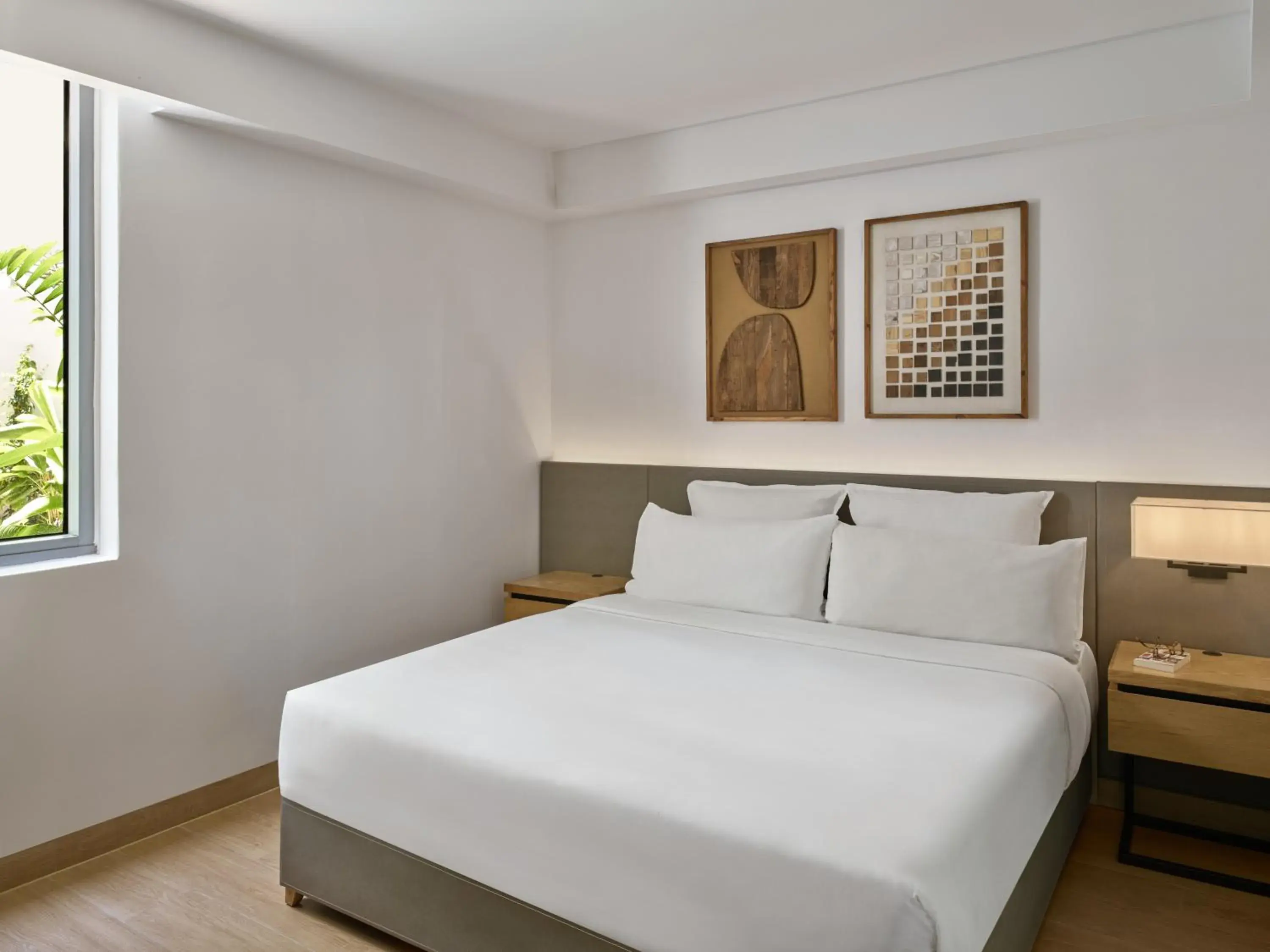 Bed in Crowne Plaza Fiji Nadi Bay Resort & Spa by IHG Bed in Crowne Plaza Fiji Nadi Bay Resort & Spa by IHG