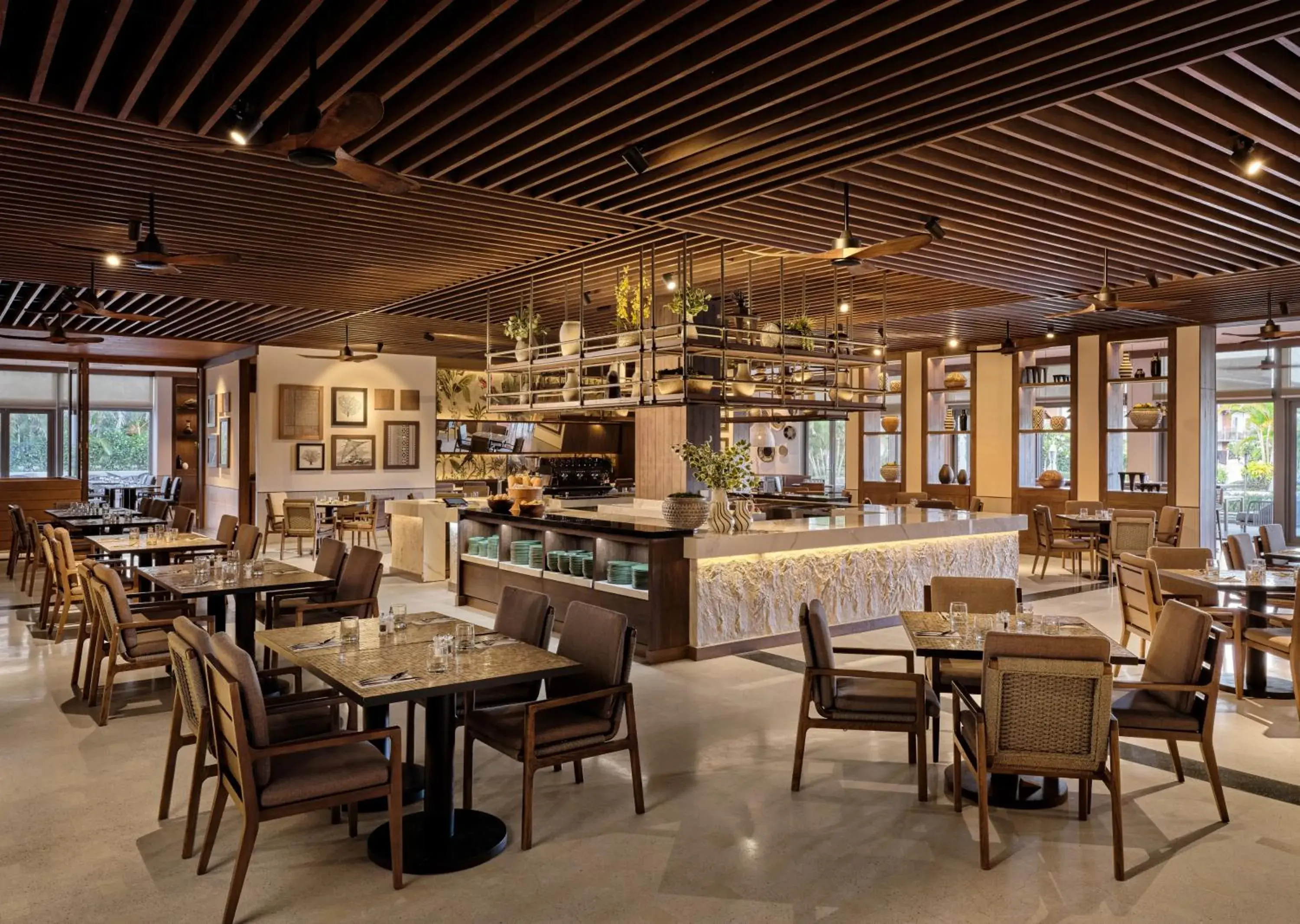 Restaurant/places to eat in Crowne Plaza Fiji Nadi Bay Resort & Spa by IHG Restaurant/places to eat in Crowne Plaza Fiji Nadi Bay Resort & Spa by IHG