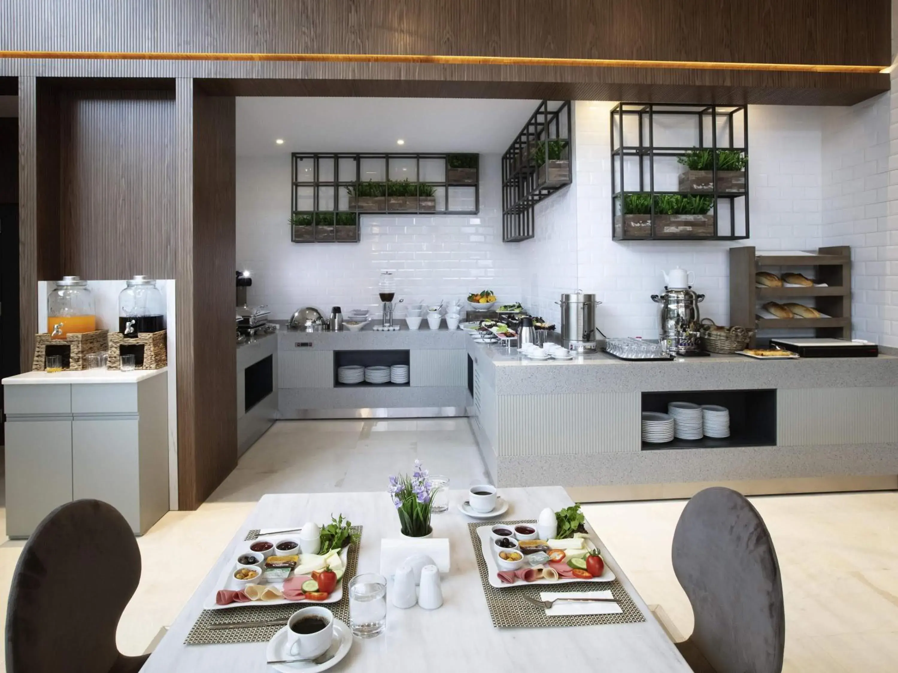 Restaurant/places to eat in ibis Styles Izmir Bornova Restaurant/places to eat in ibis Styles Izmir Bornova