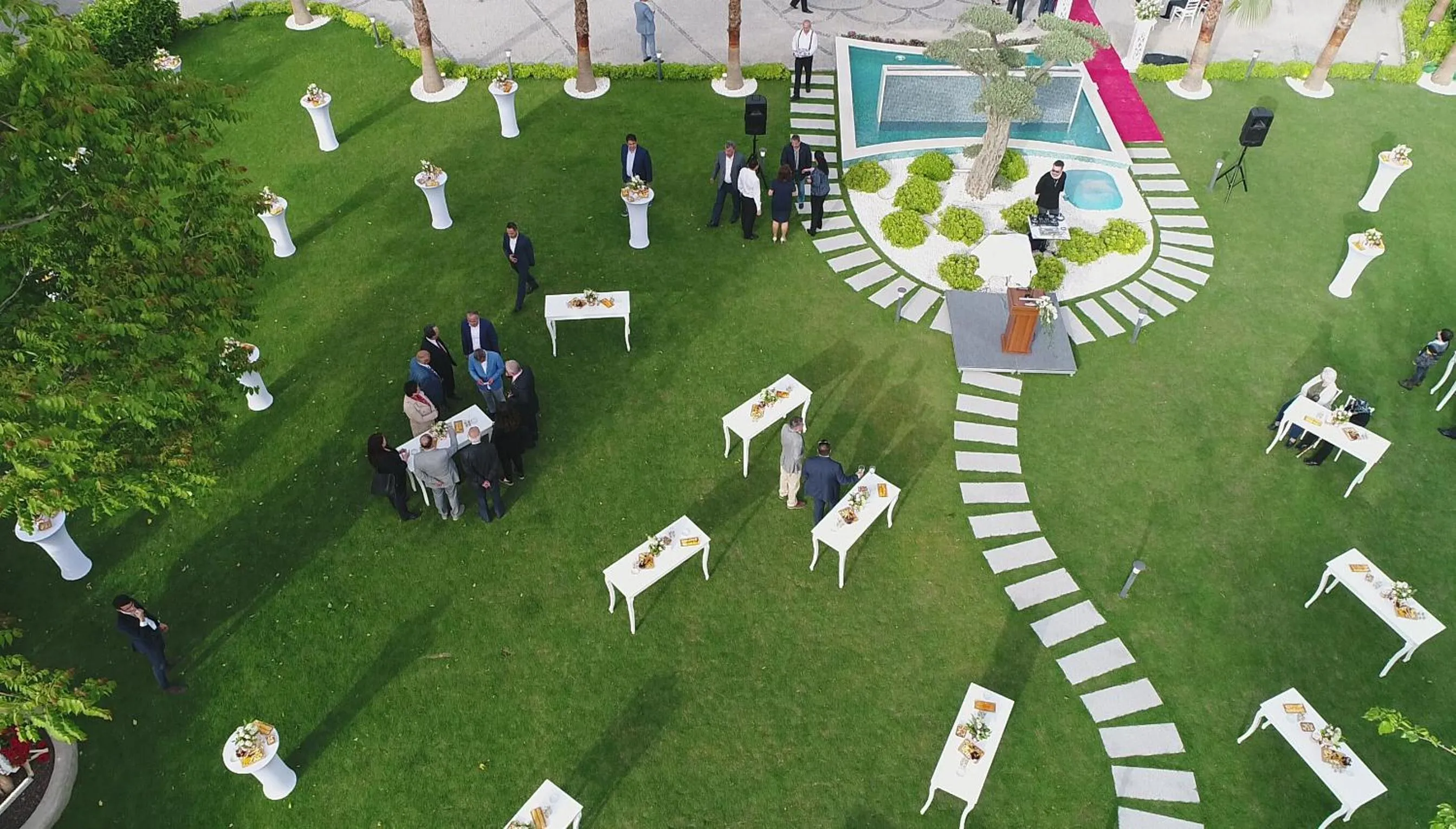 People in ibis Styles Izmir Bornova