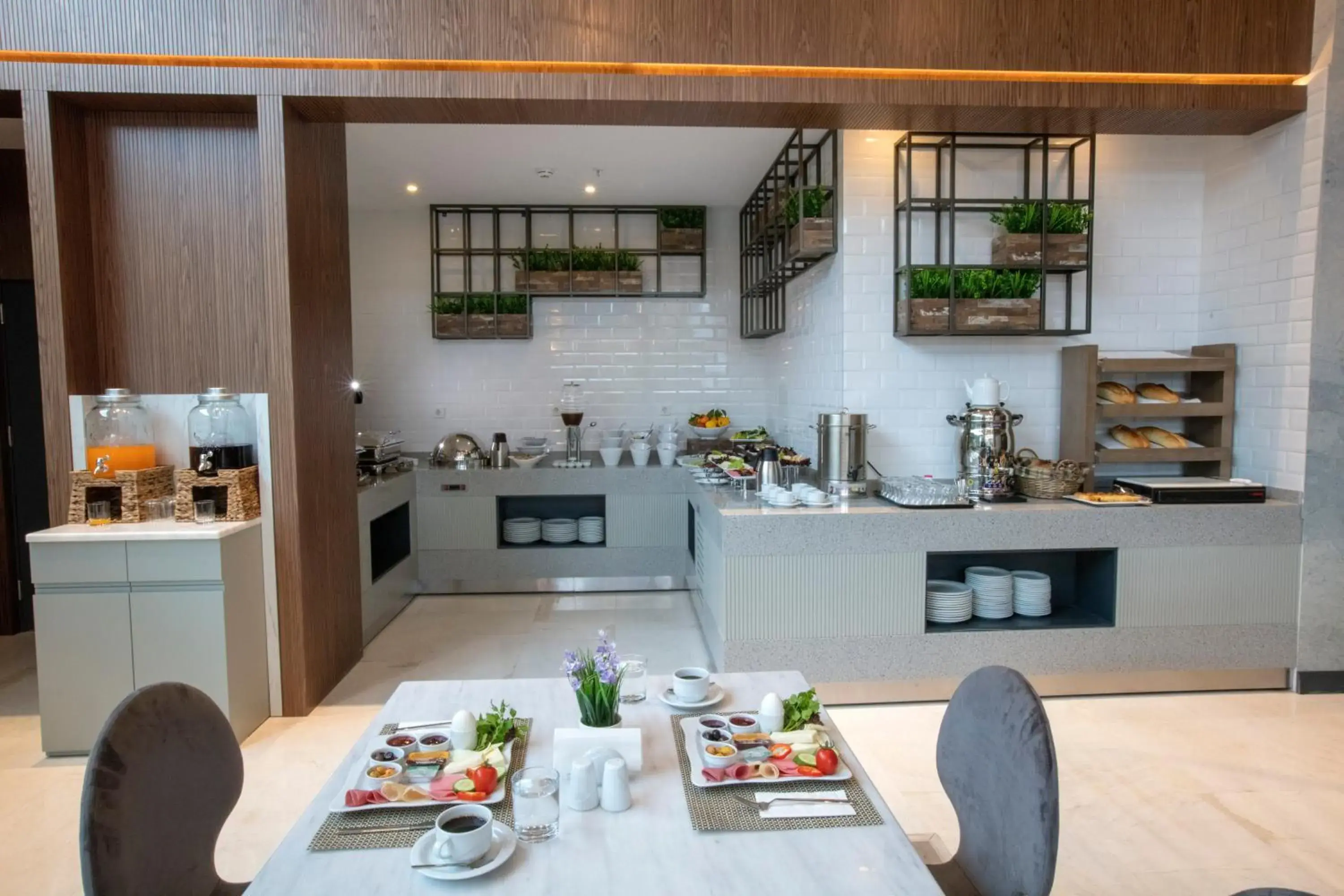 Restaurant/places to eat in ibis Styles Izmir Bornova Restaurant/places to eat in ibis Styles Izmir Bornova