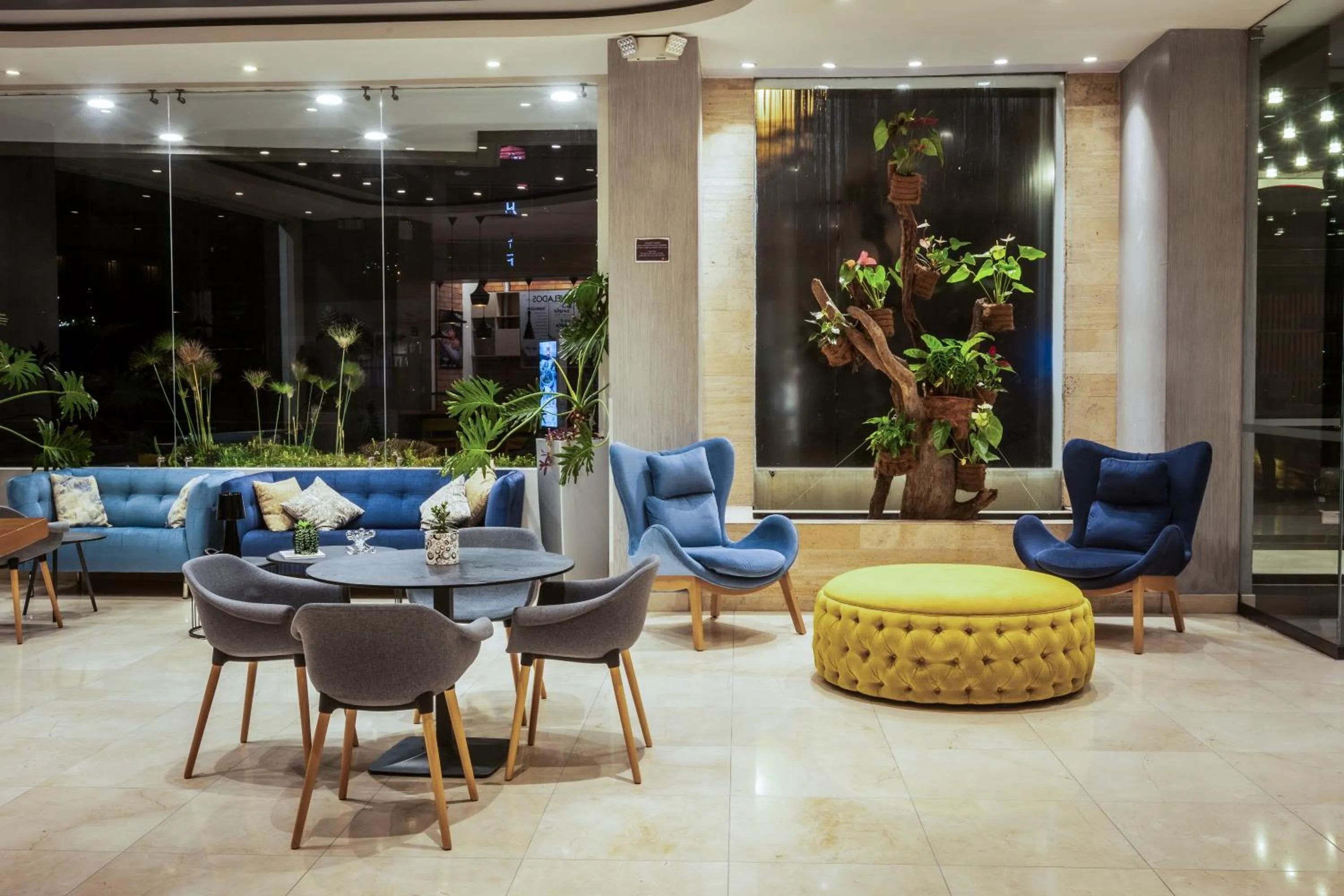 Lobby or reception in ibis Quito
