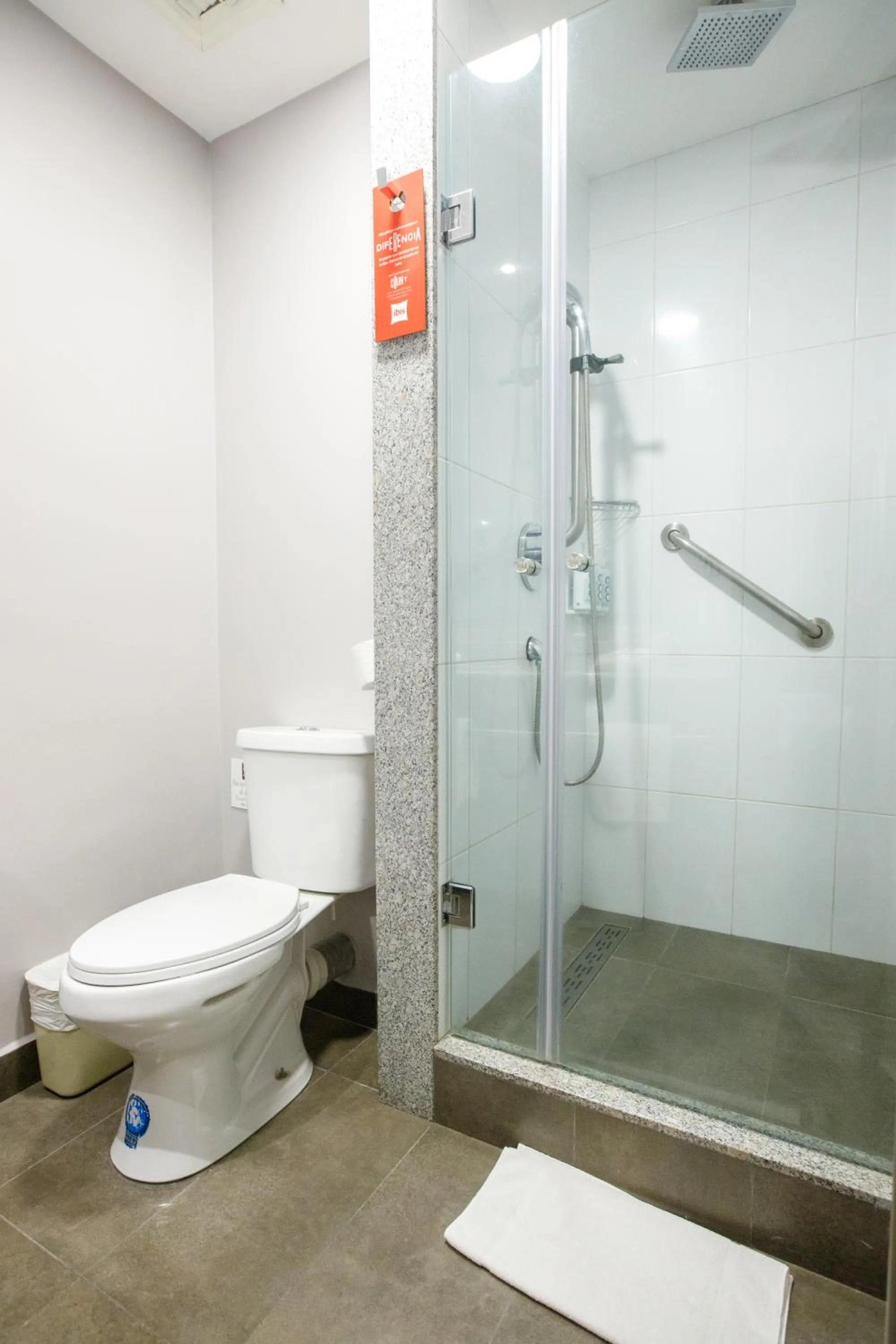 Property building in ibis Quito