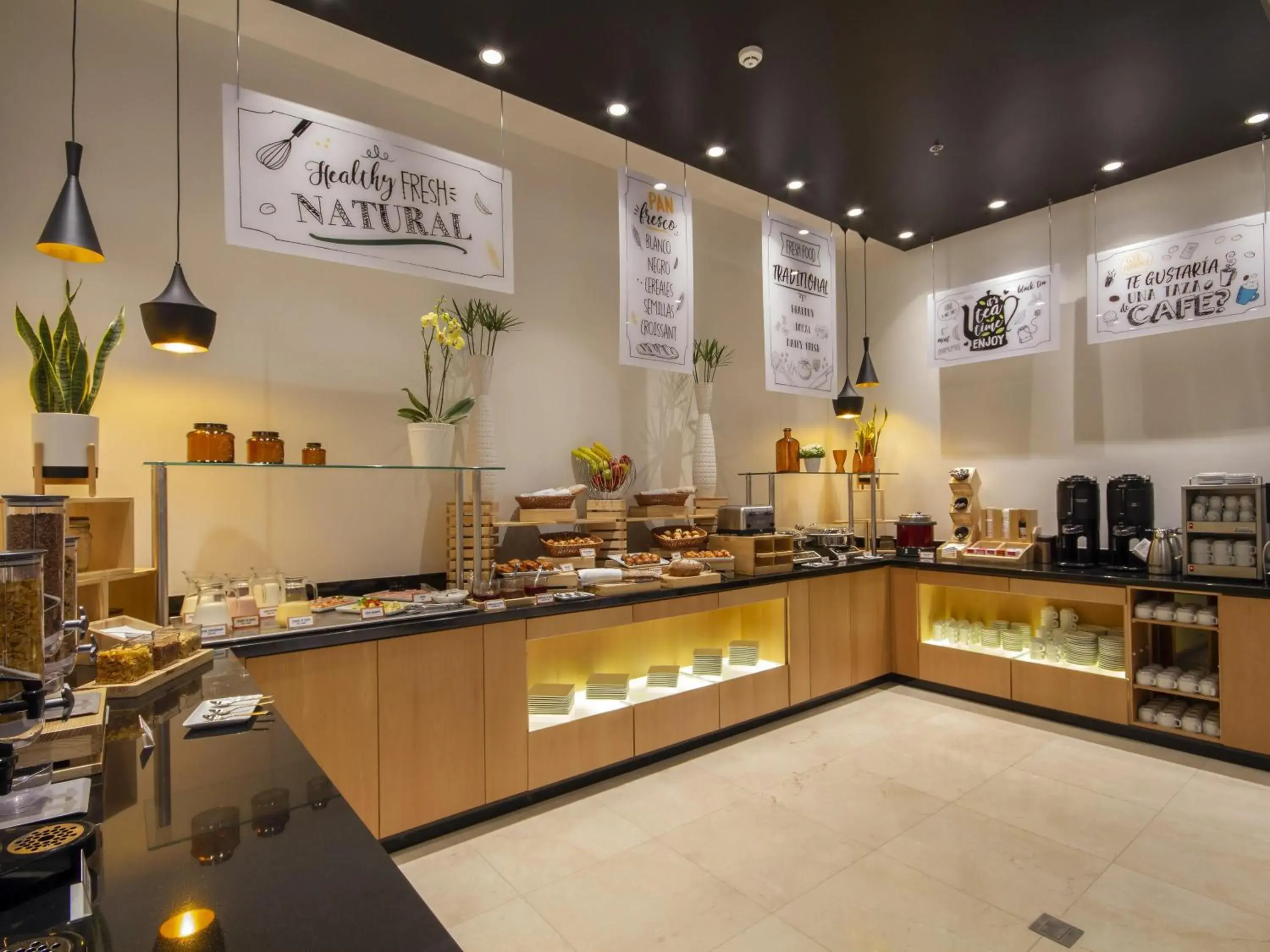 Breakfast in ibis Quito Breakfast in ibis Quito