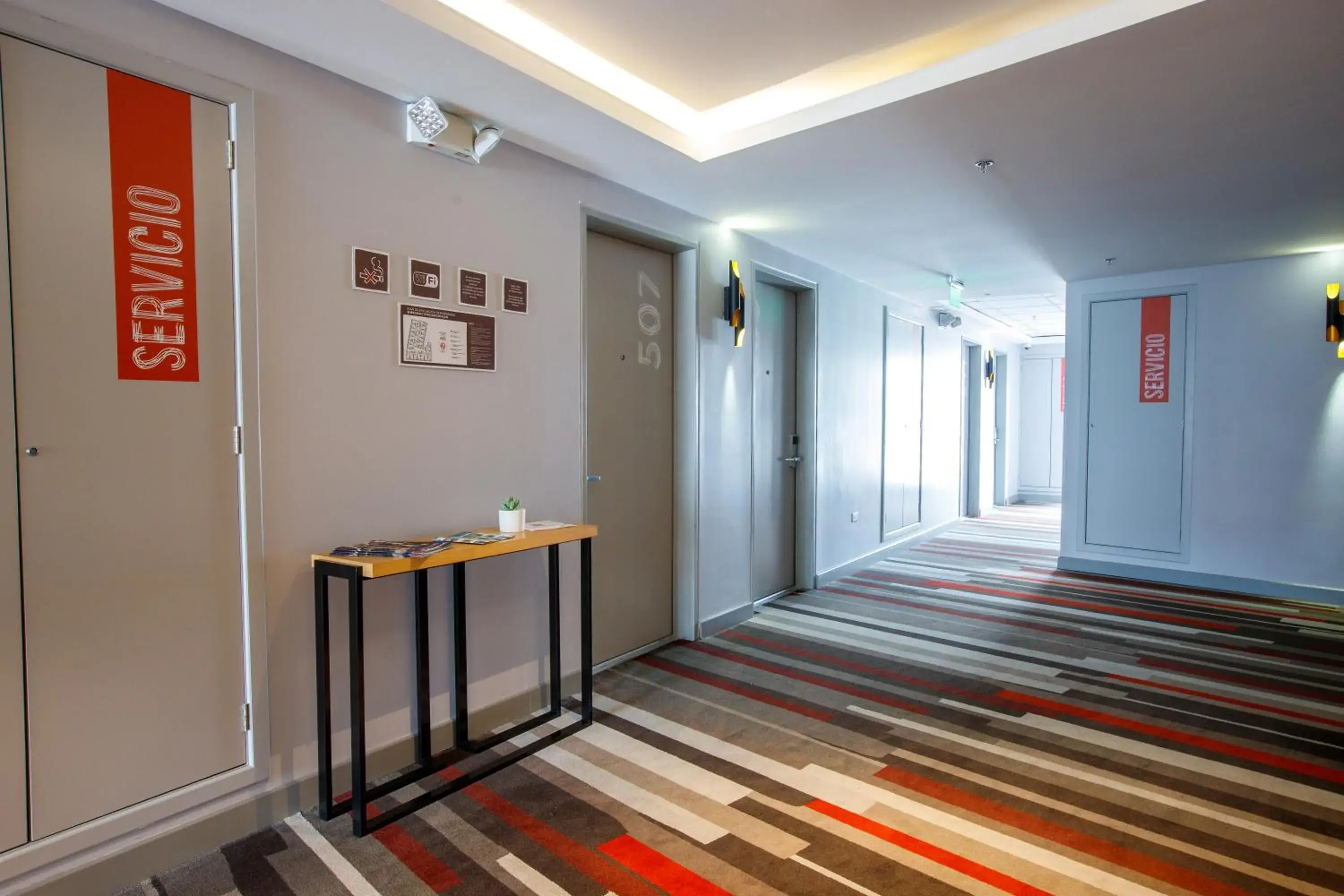 Property building in ibis Quito Property building in ibis Quito