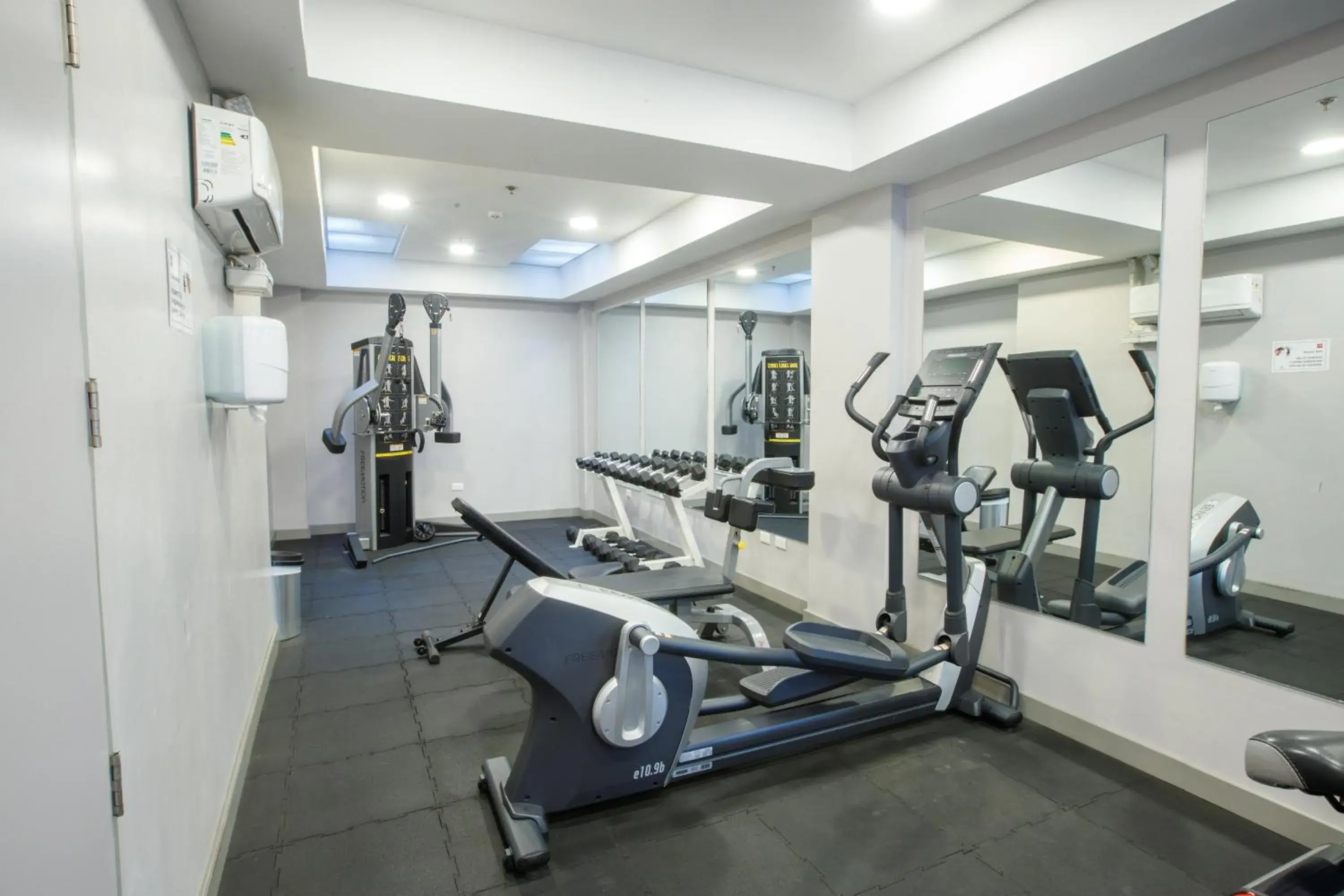 Property building in ibis Quito Property building in ibis Quito