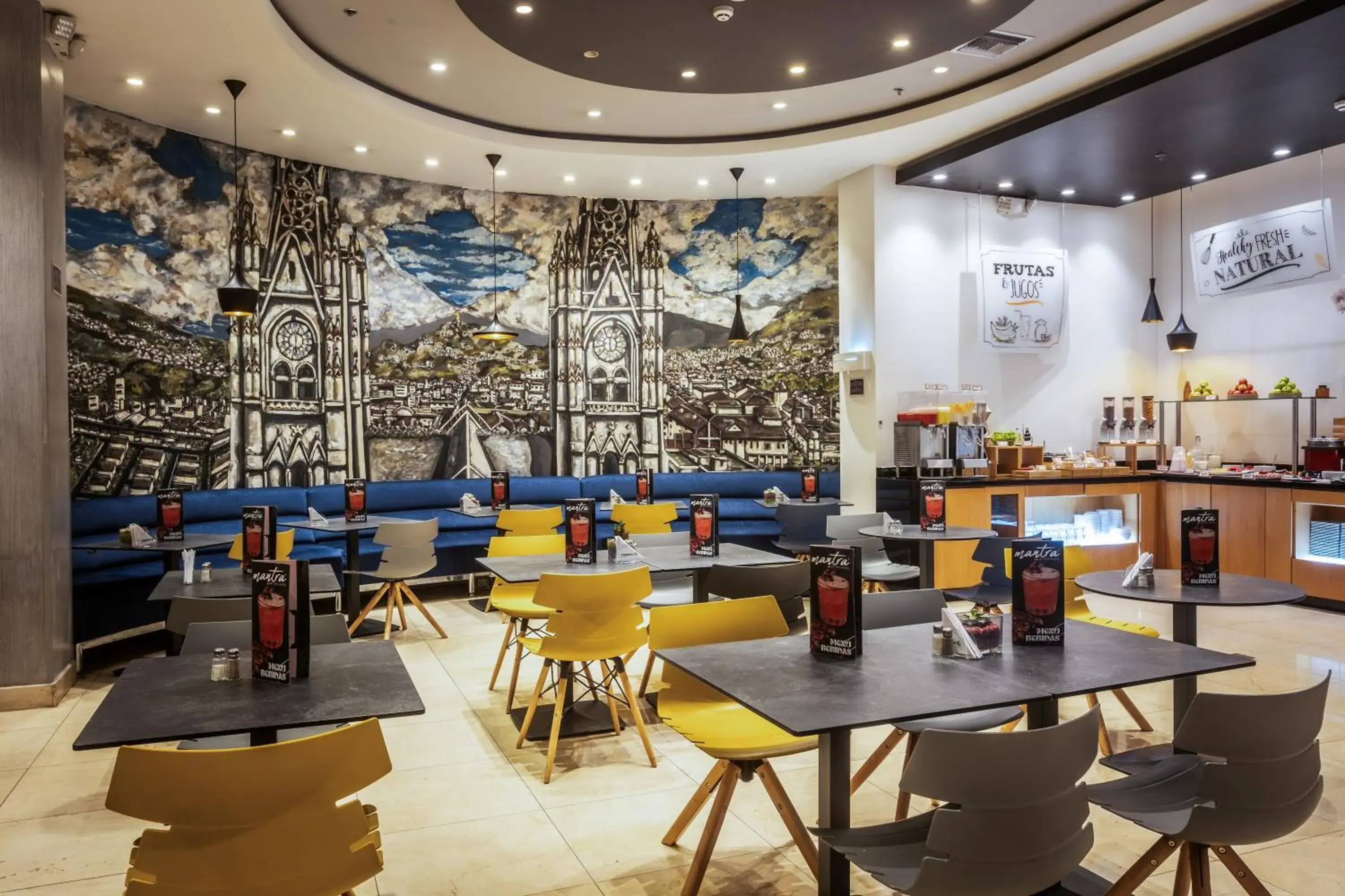 Restaurant/places to eat in ibis Quito Restaurant/places to eat in ibis Quito
