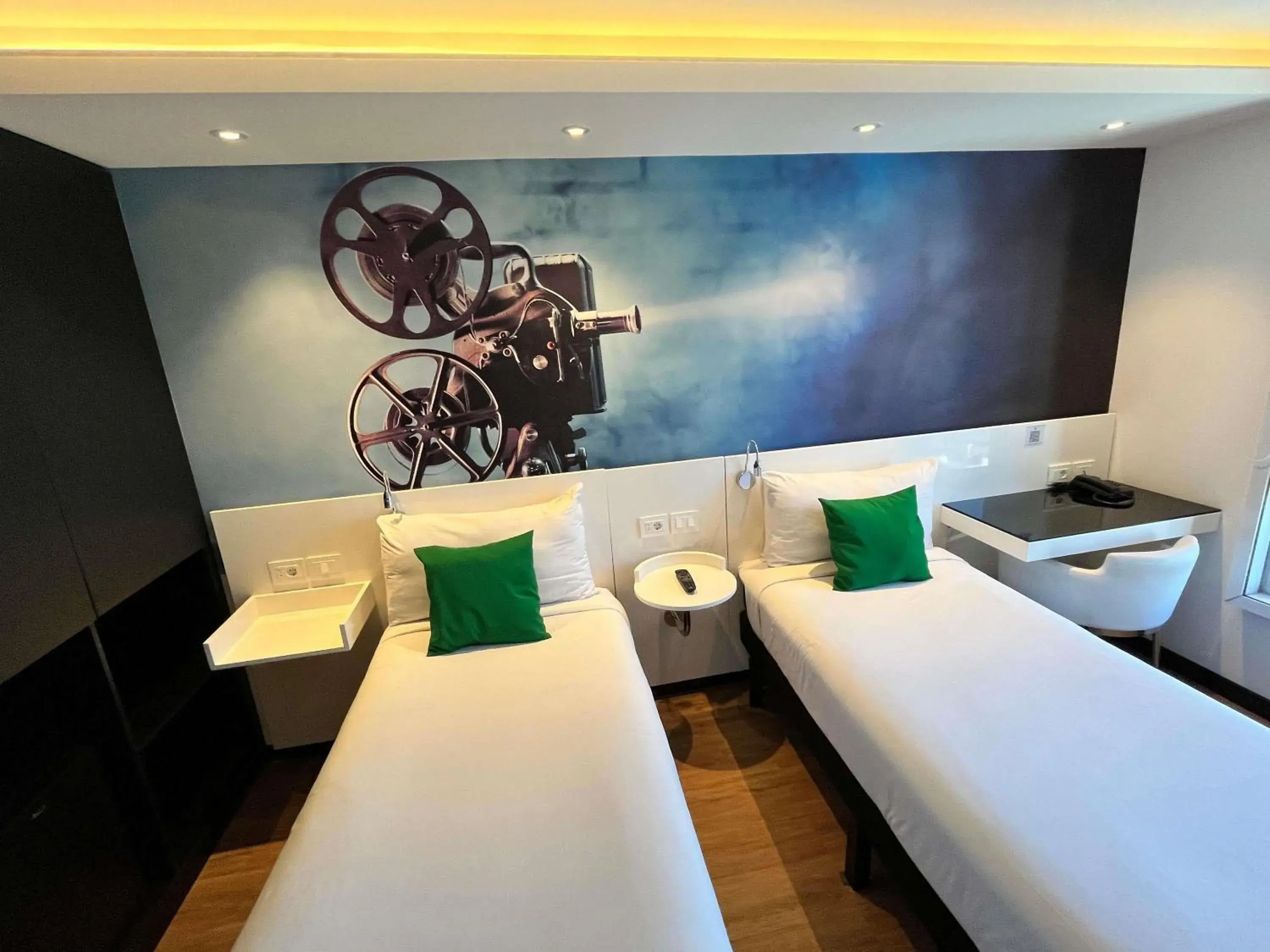 Bedroom, Bed in ibis Styles Montevideo Biarritz Bedroom, Bed in ibis Styles Montevideo Biarritz