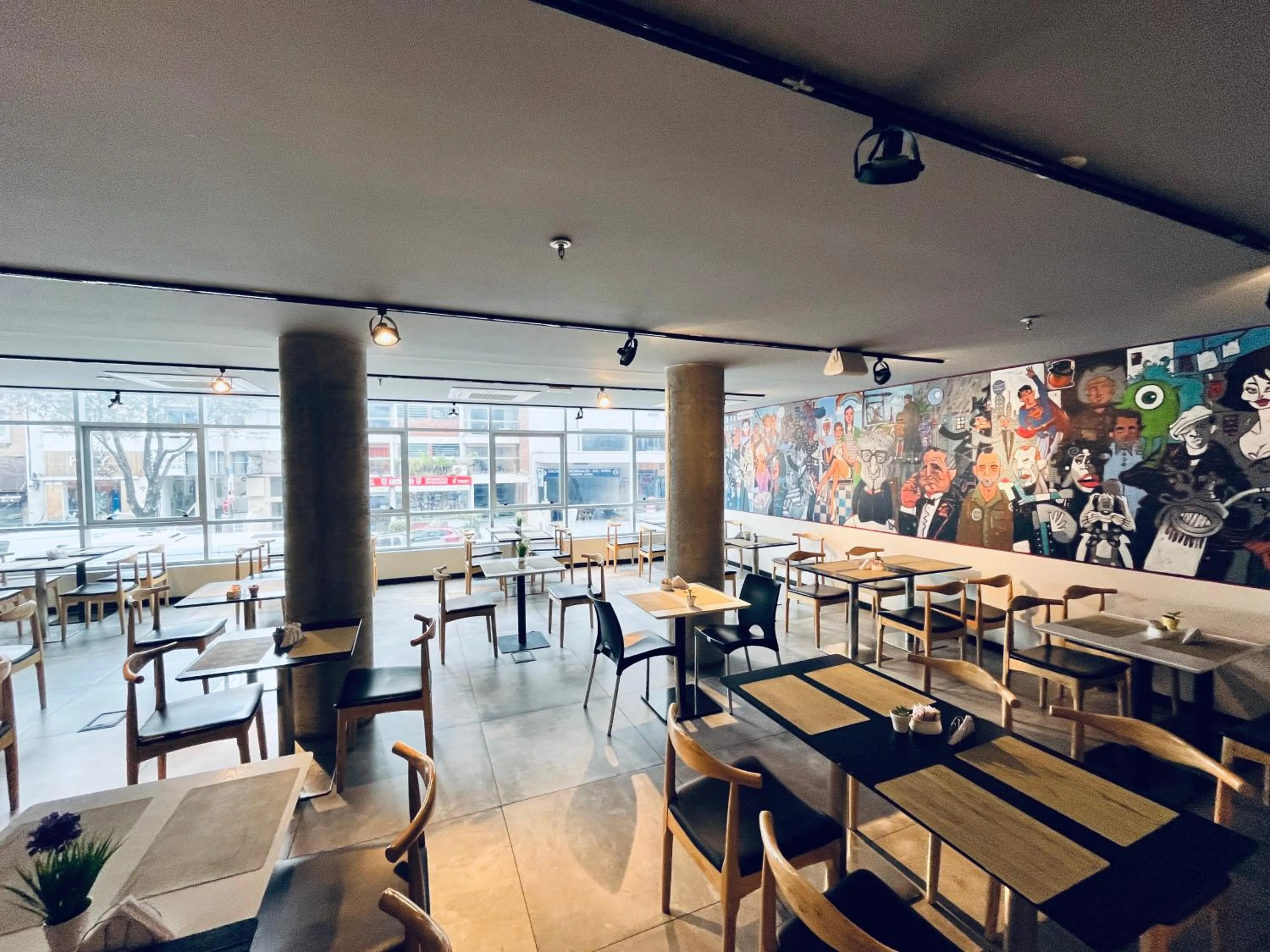 Breakfast in ibis Styles Montevideo Biarritz