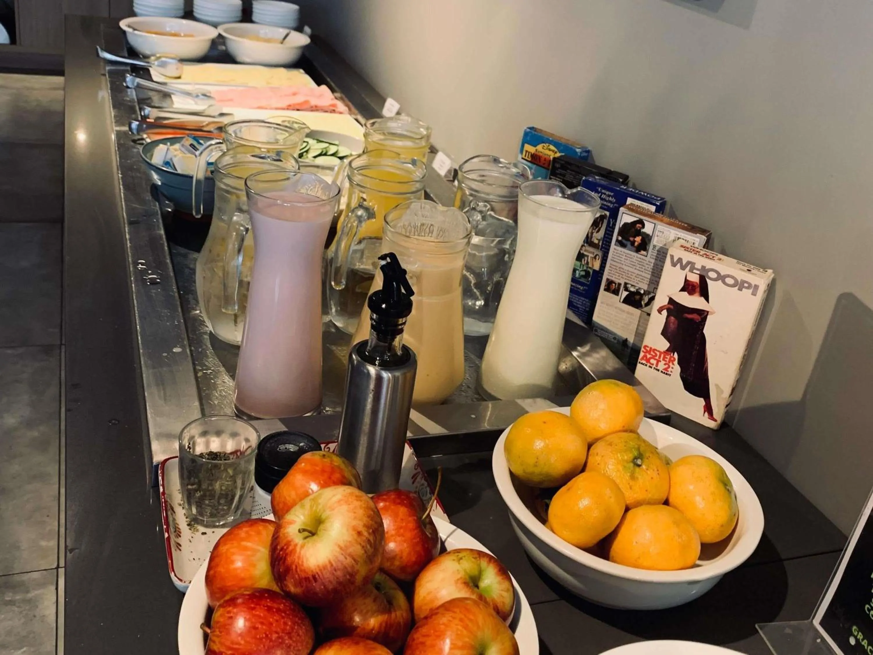 Breakfast in ibis Styles Montevideo Biarritz