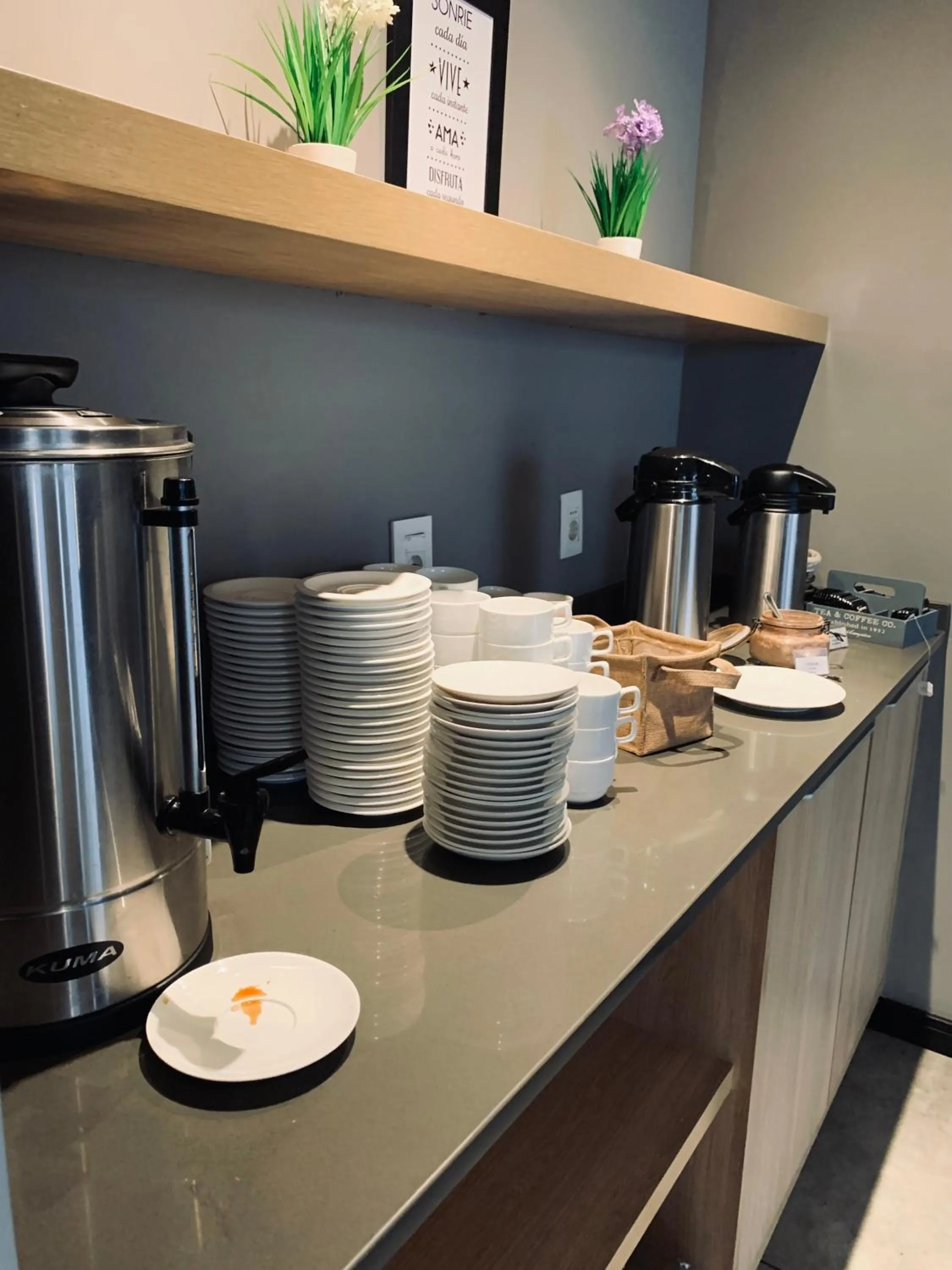 Breakfast in ibis Styles Montevideo Biarritz