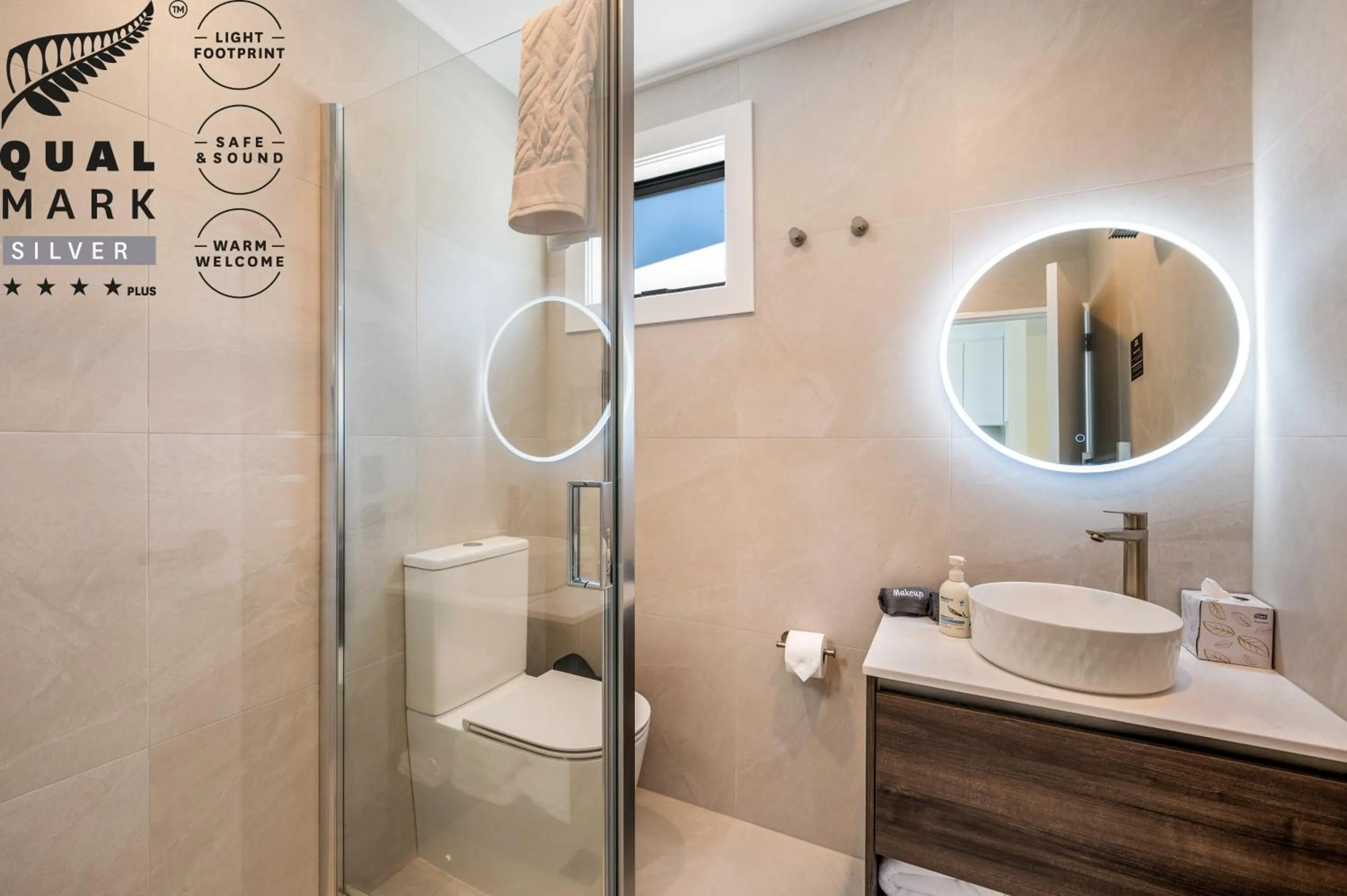 Shower in Luxe Suites & Apartments