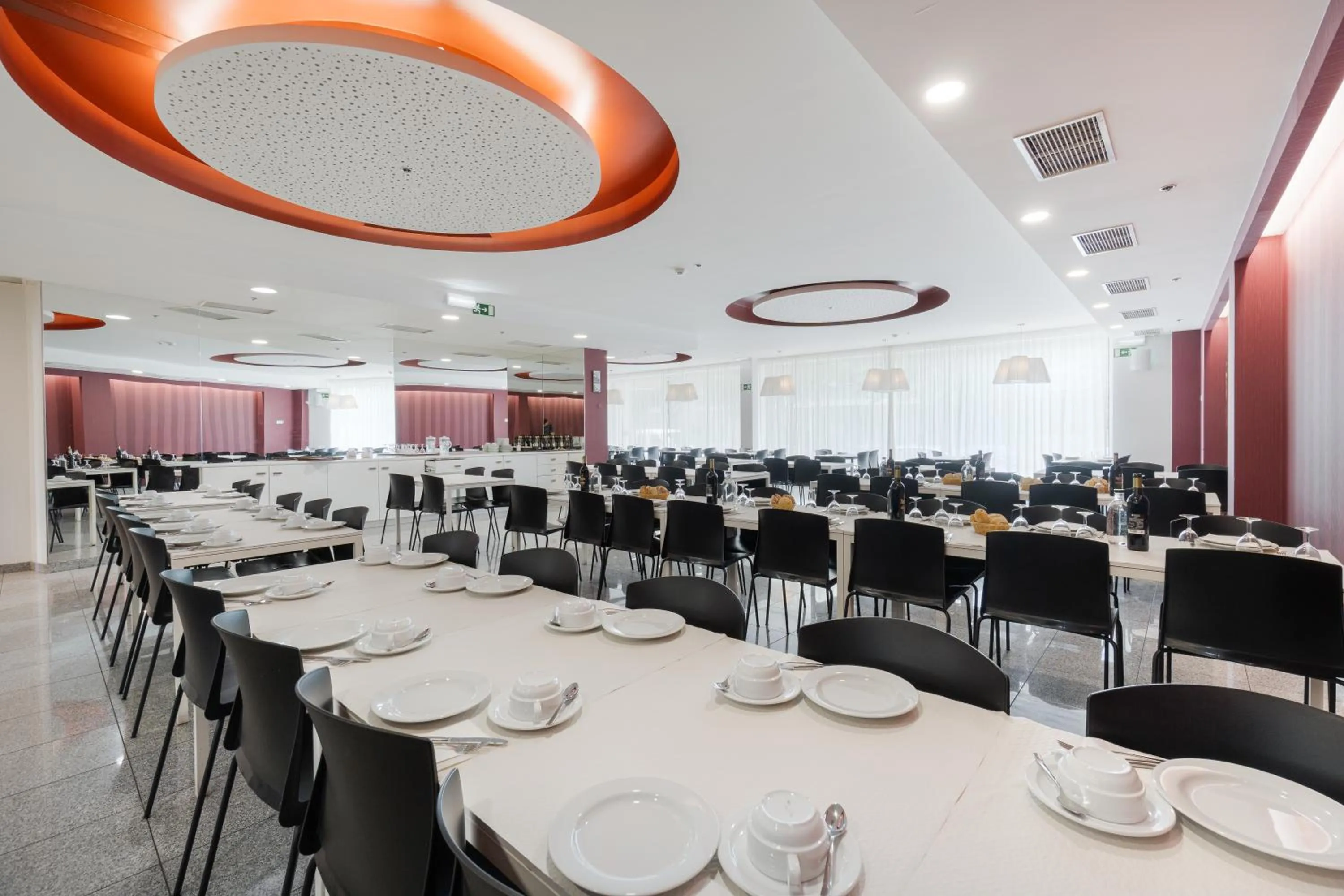 Restaurant/places to eat in Hotel Azinheira by RIDAN Hotels
