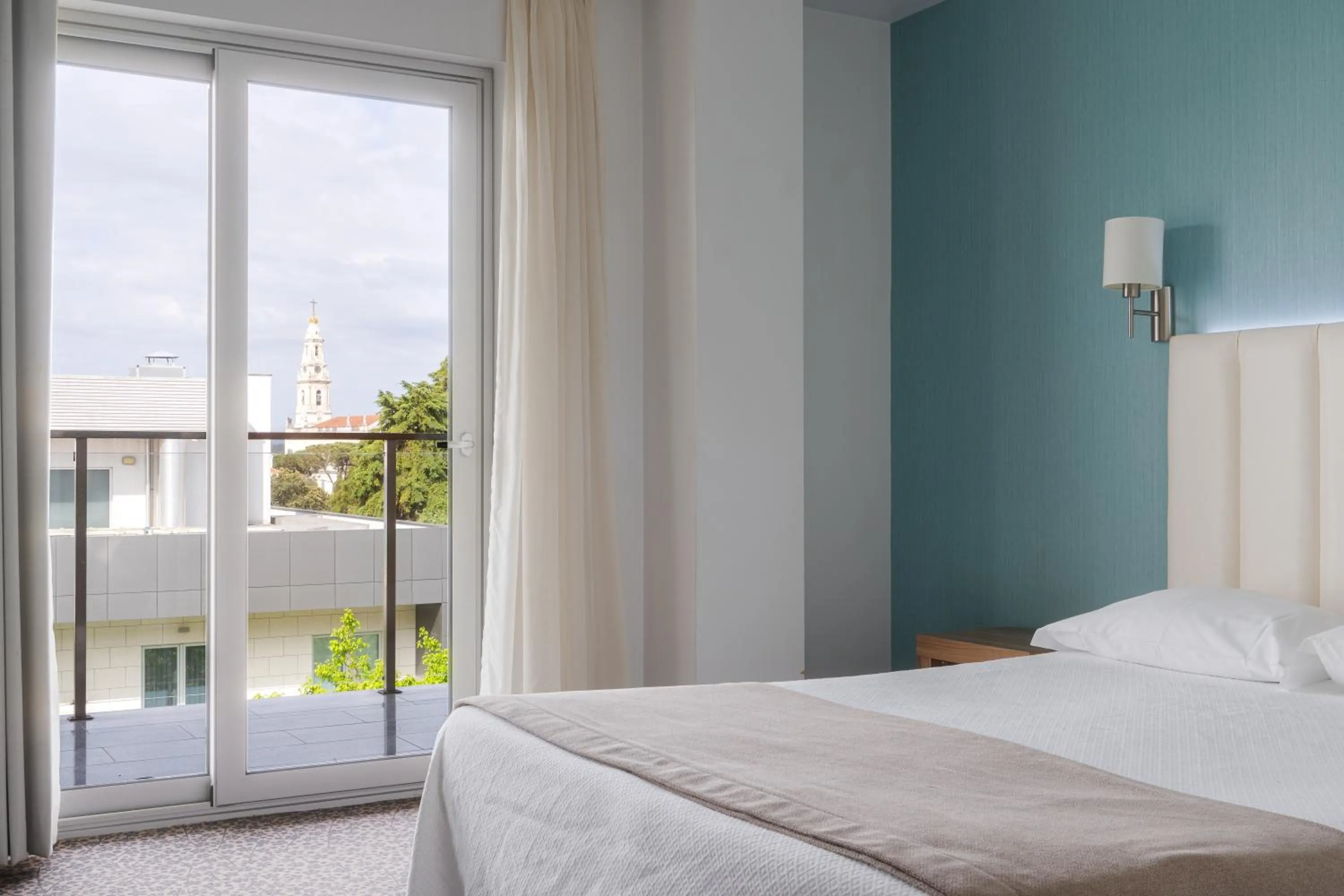 Bed in Hotel Azinheira by RIDAN Hotels