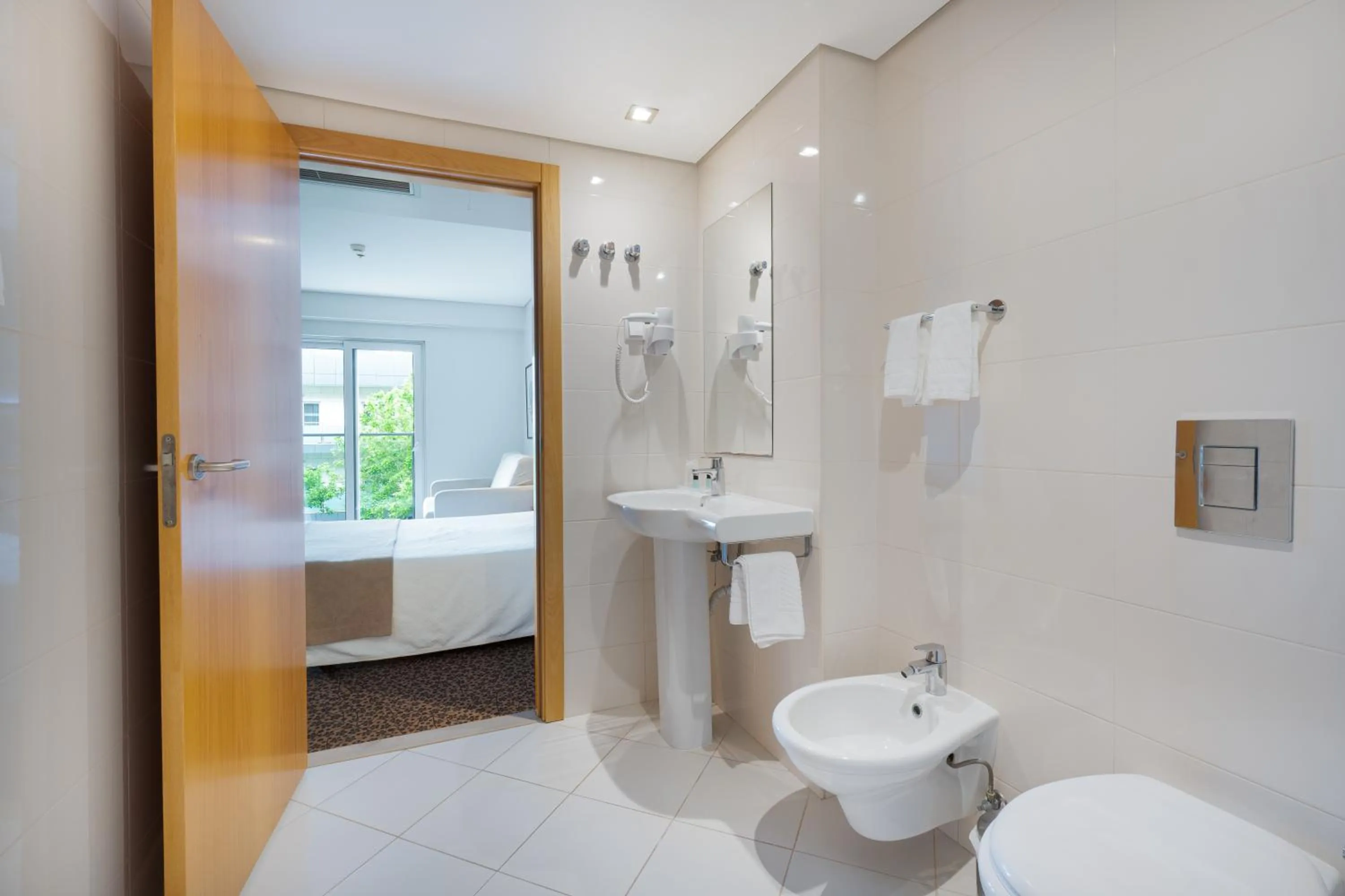 Bathroom in Hotel Azinheira by RIDAN Hotels