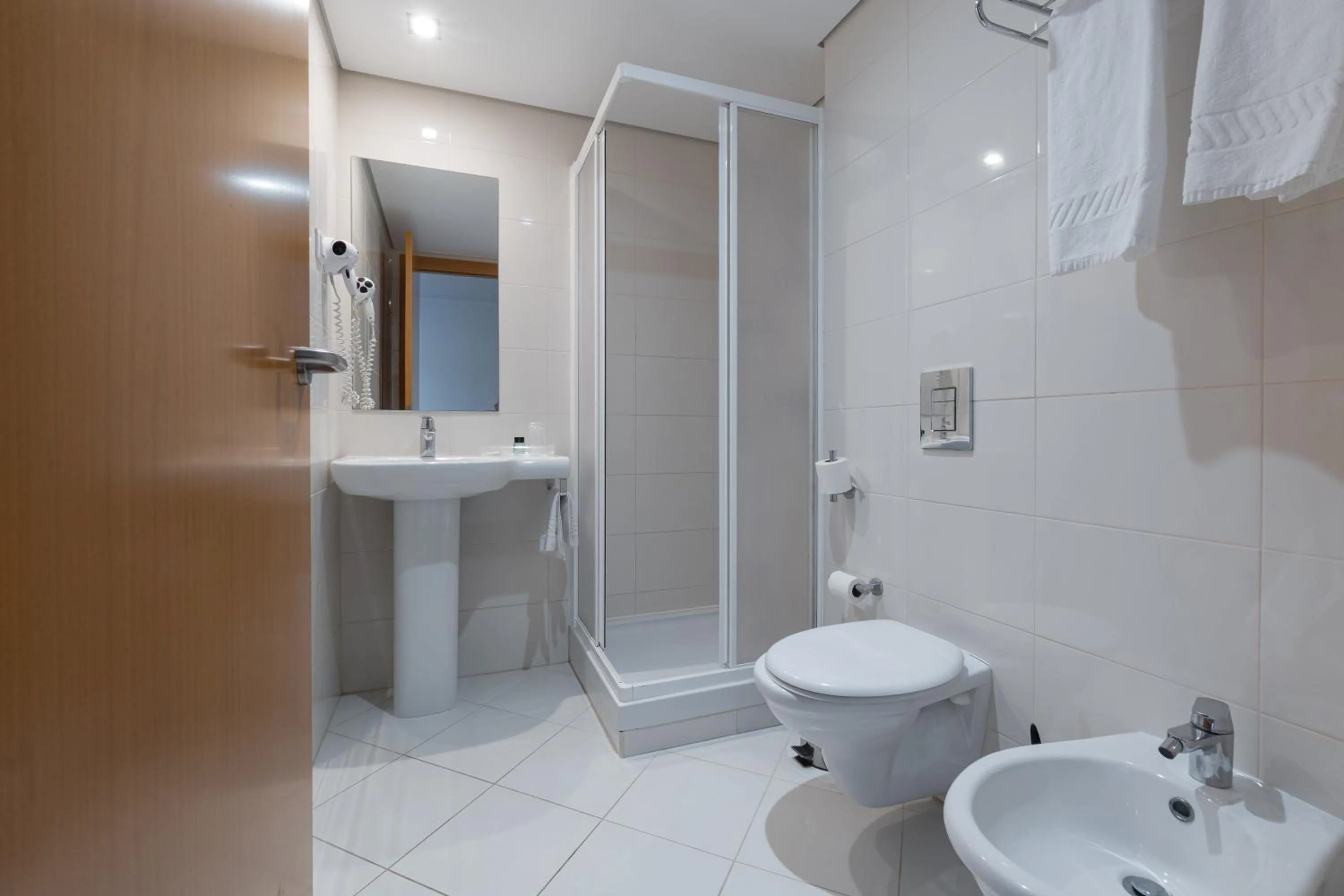 Shower in Hotel Azinheira by RIDAN Hotels