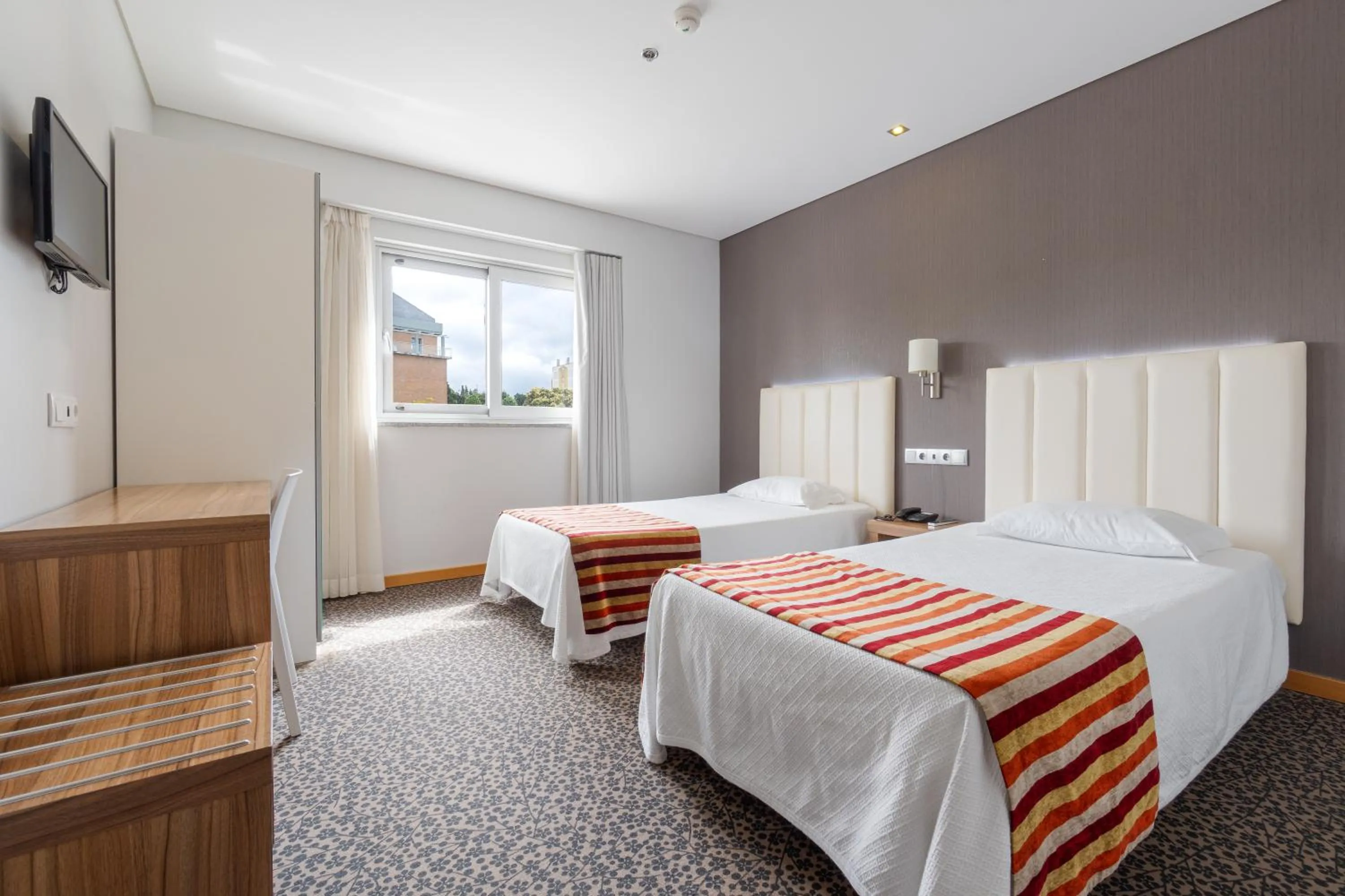 Bed in Hotel Azinheira by RIDAN Hotels