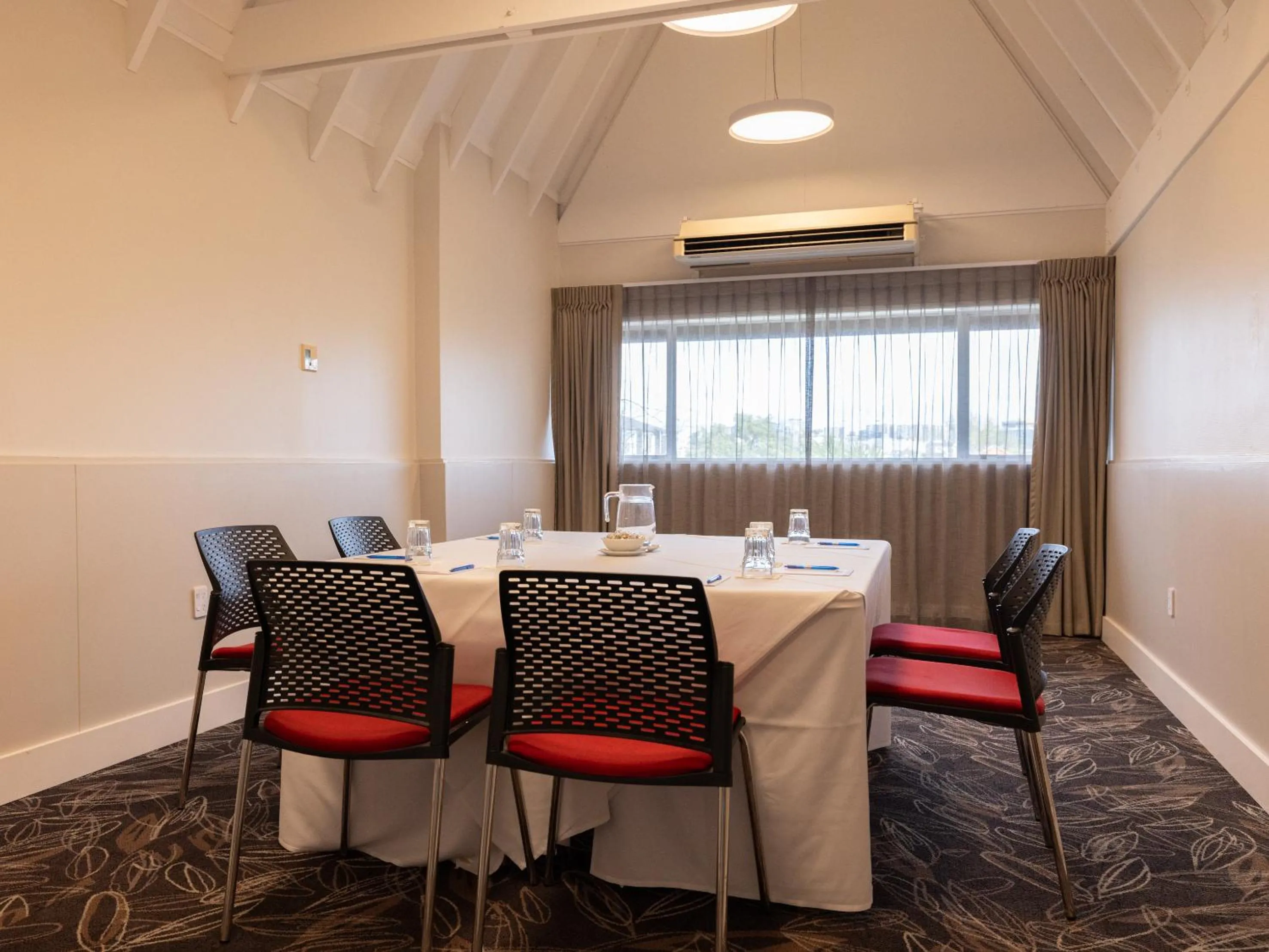 Auckland Rose Park Hotel