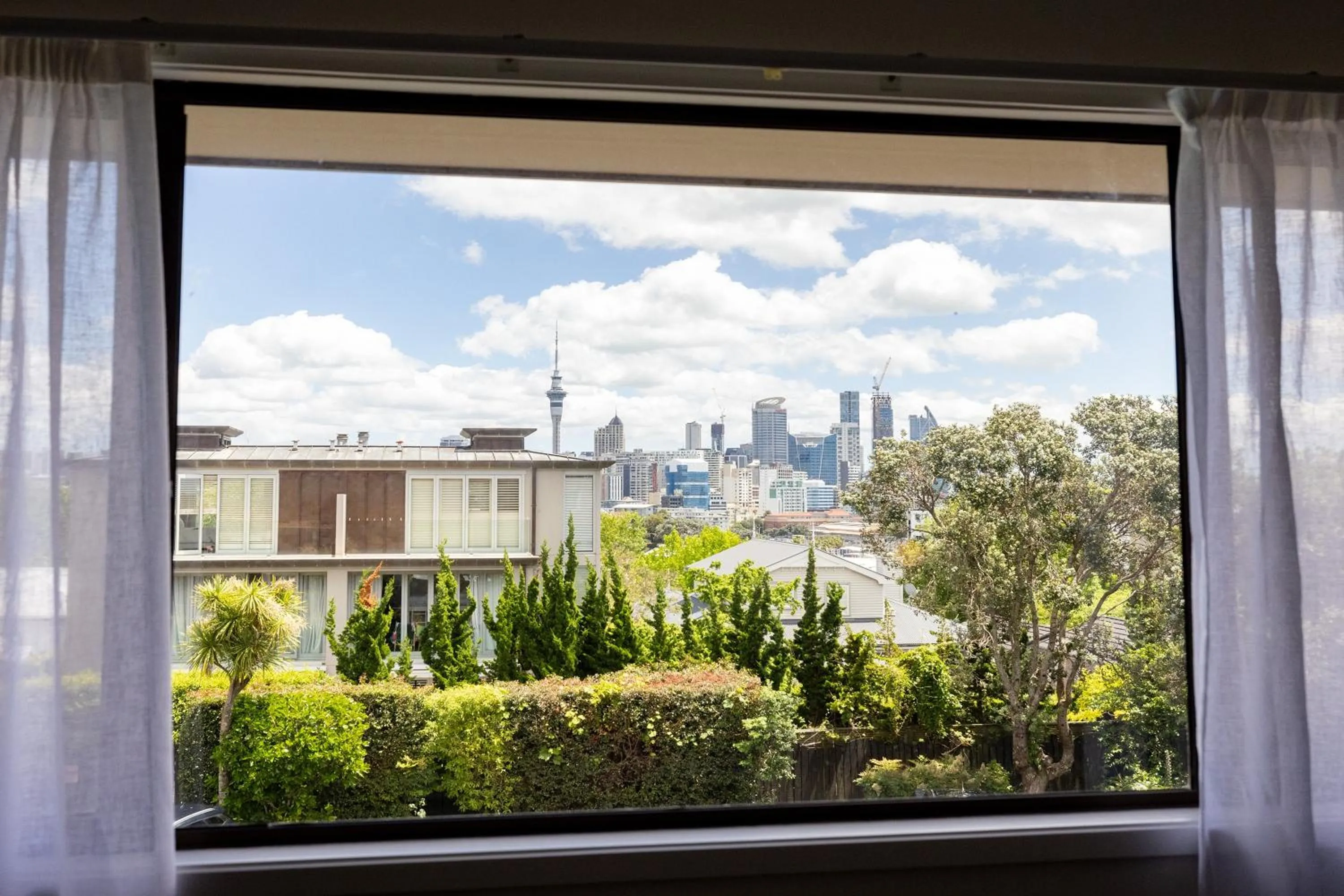 View (from property/room) in Auckland Rose Park Hotel