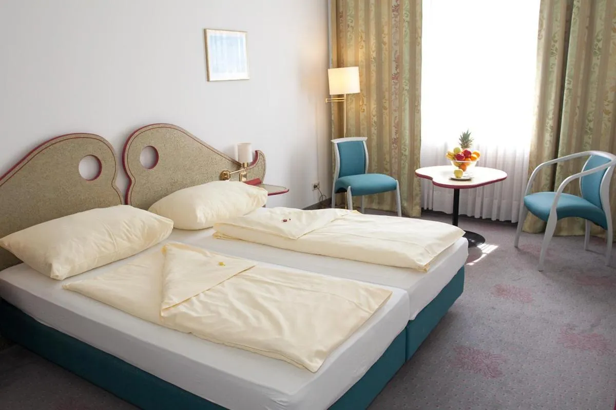 Bed in Seminarhotel Göttlesbrunn