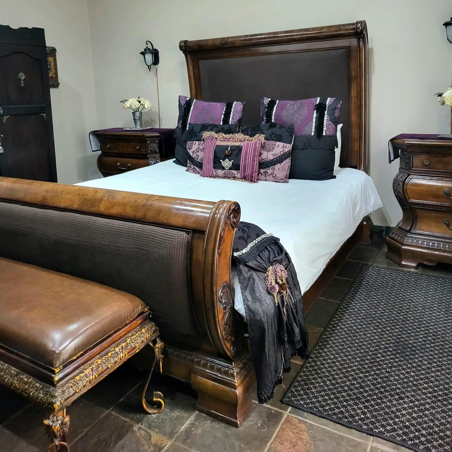 Bed in Excalibur Boutique Hotel