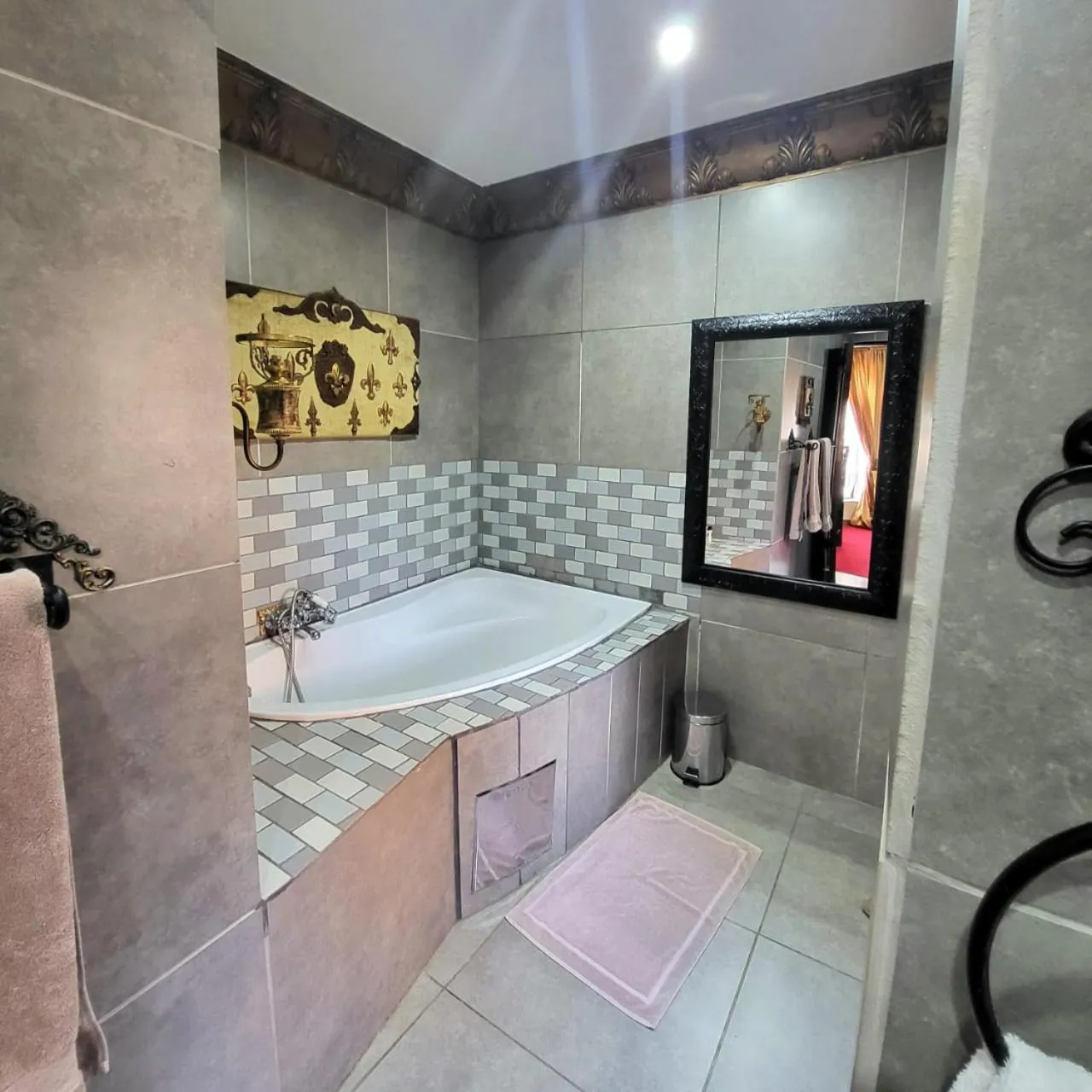 Bathroom in Excalibur Boutique Hotel