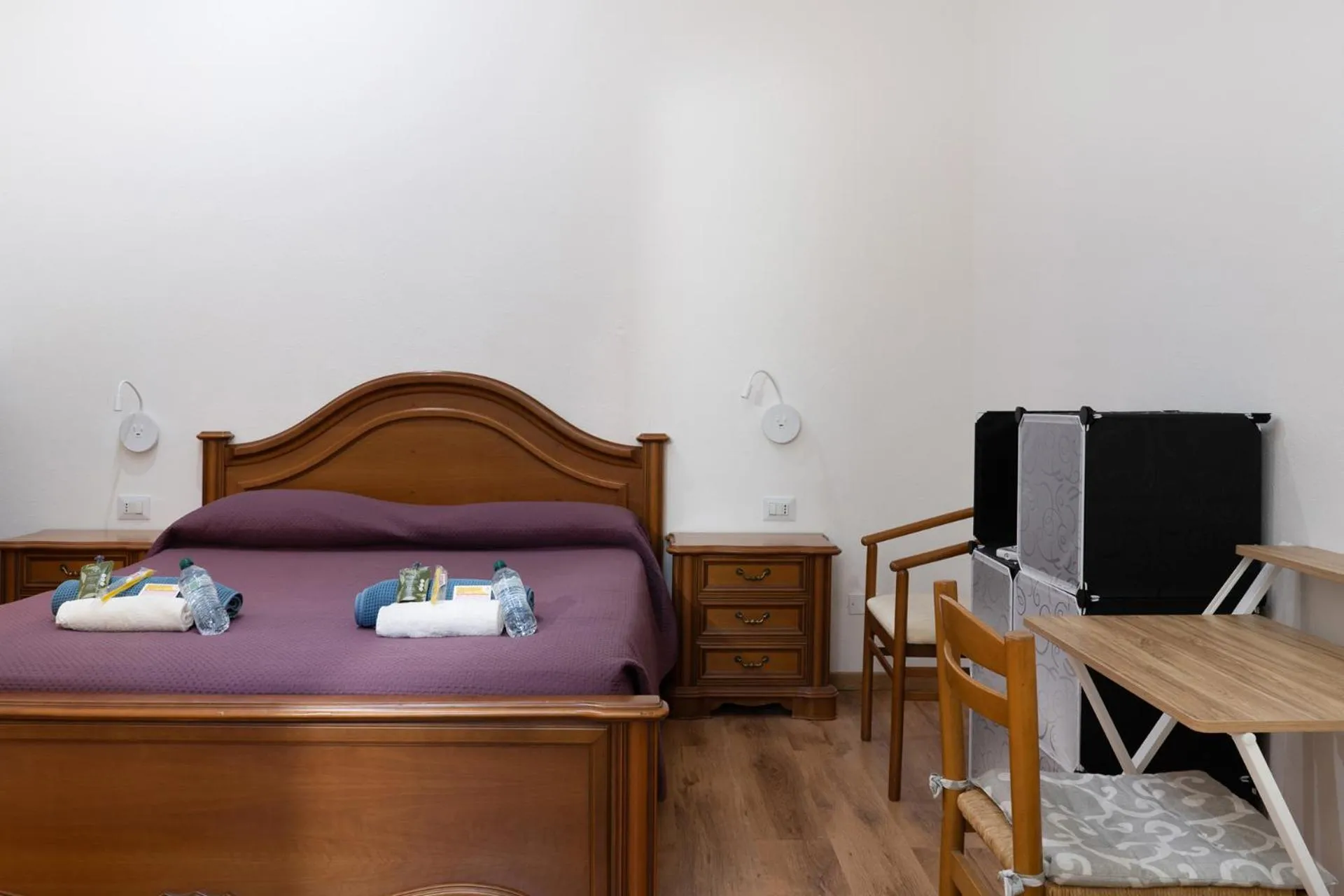 Bed in LA FENICE A.C.
