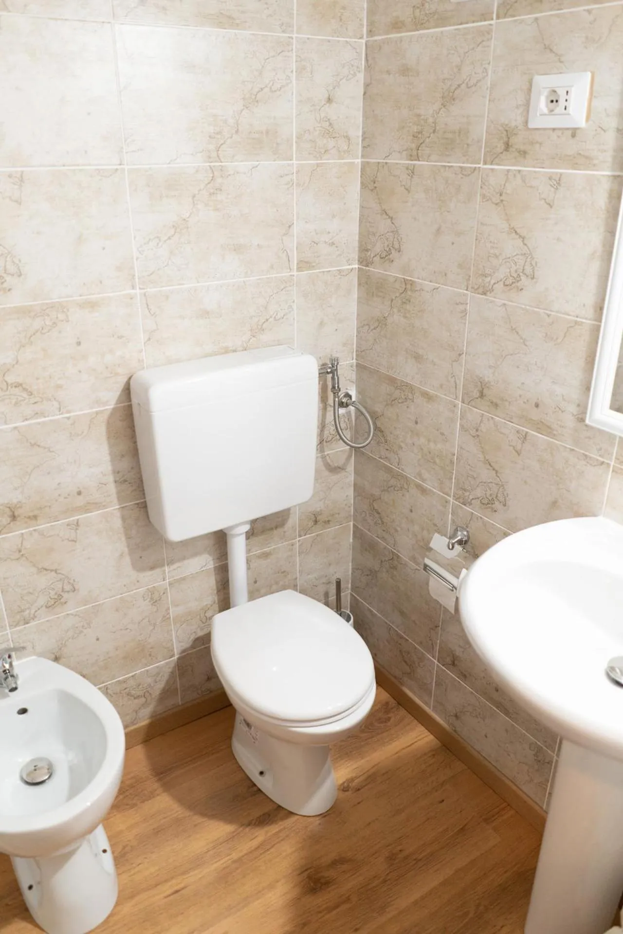 Toilet in LA FENICE A.C.