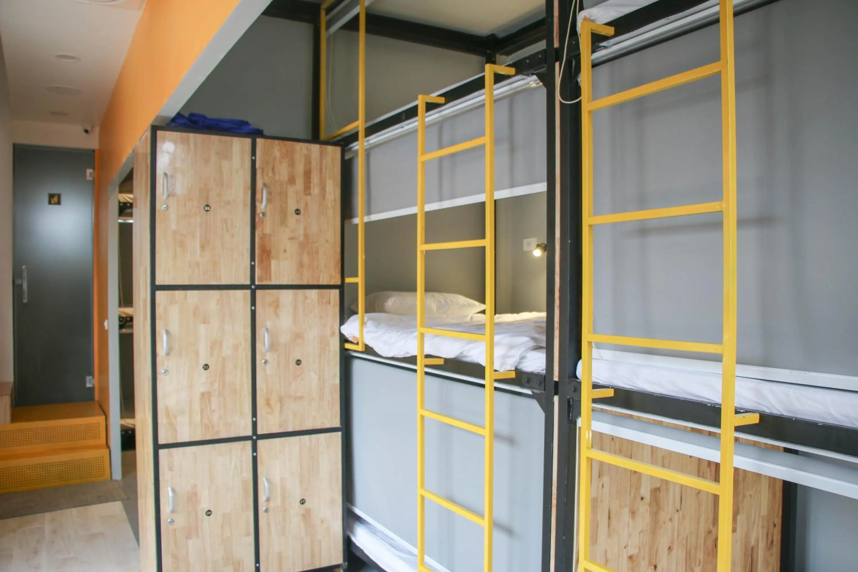 bunk bed, Bed in Hanoi Banana Hostel