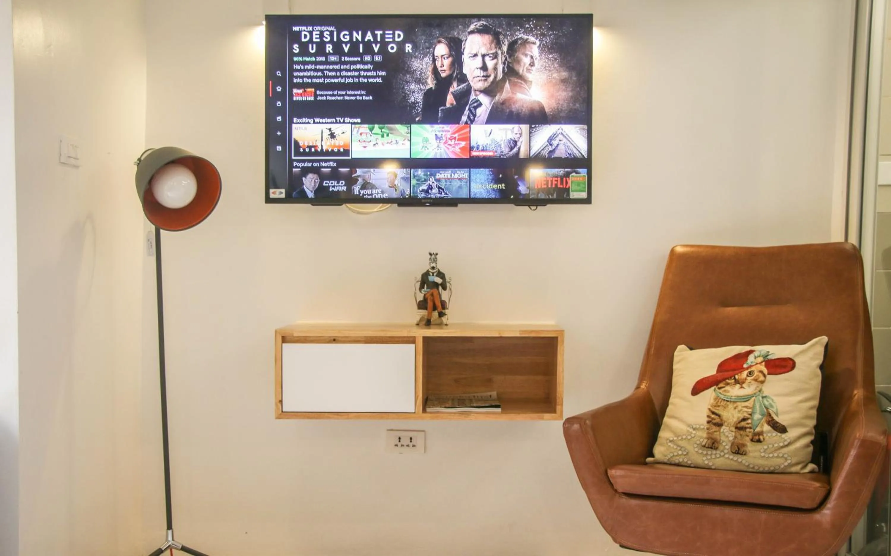 Living room in Hanoi Banana Hostel