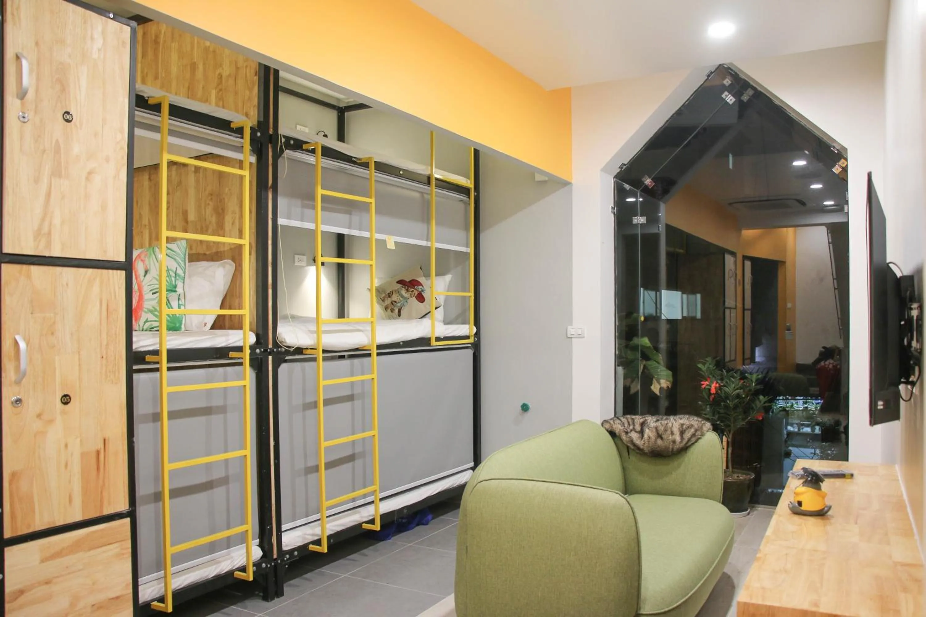 bunk bed in Hanoi Banana Hostel