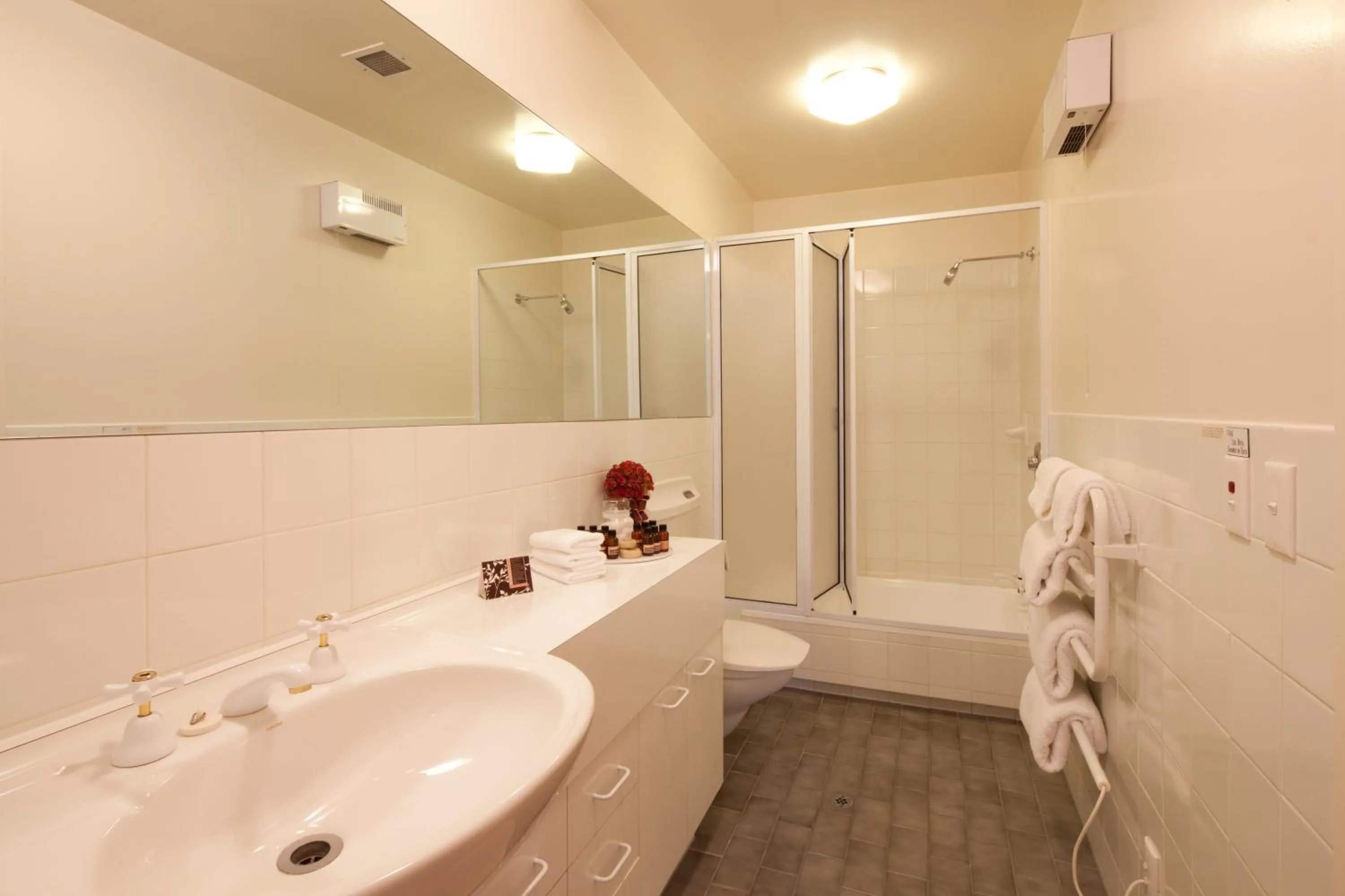 Bathroom in Spinnaker Bay Apartments