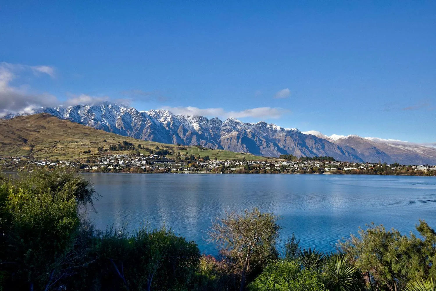 Lake view in Spinnaker Bay Apartments