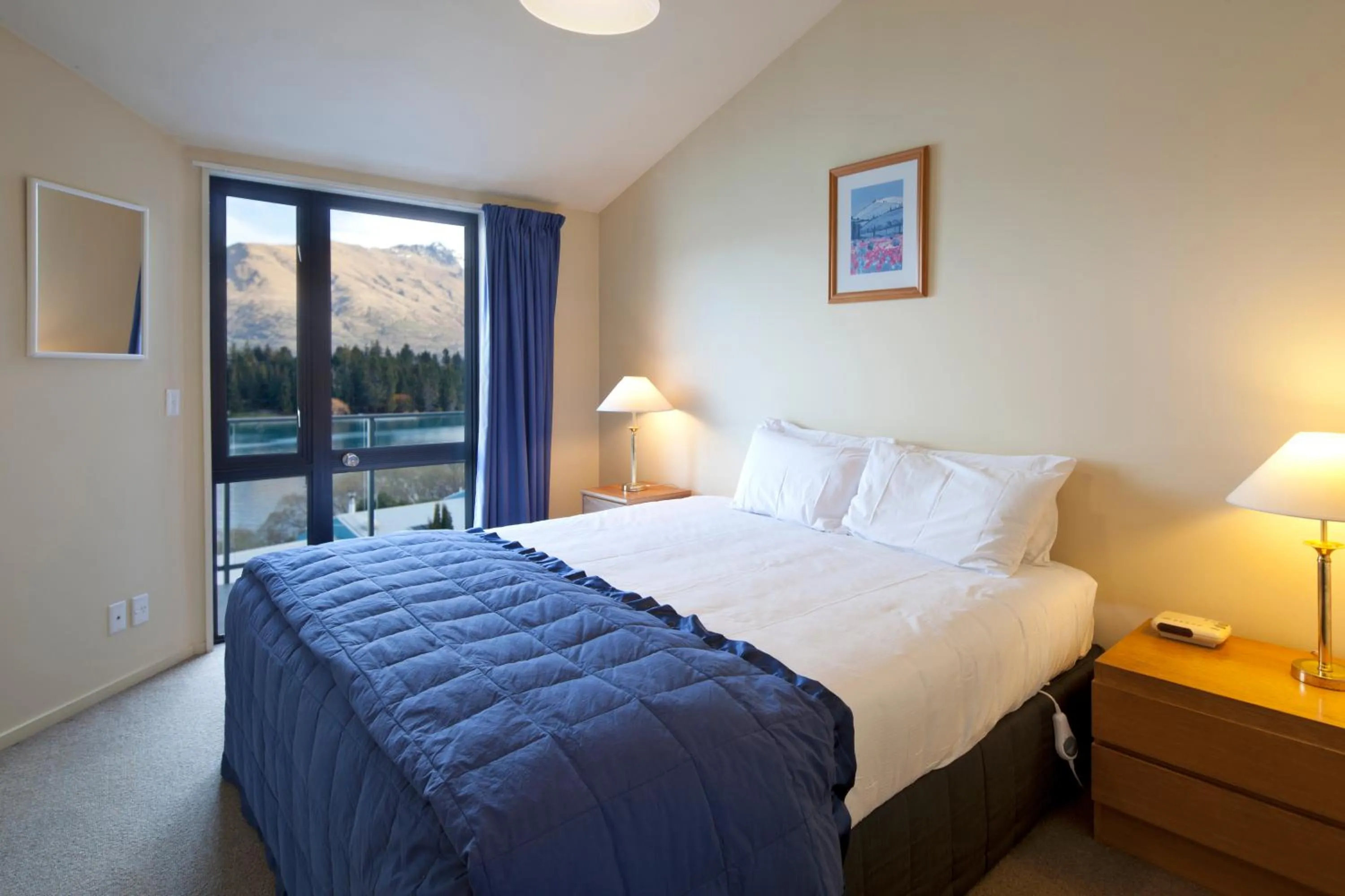 Bed in Spinnaker Bay Apartments
