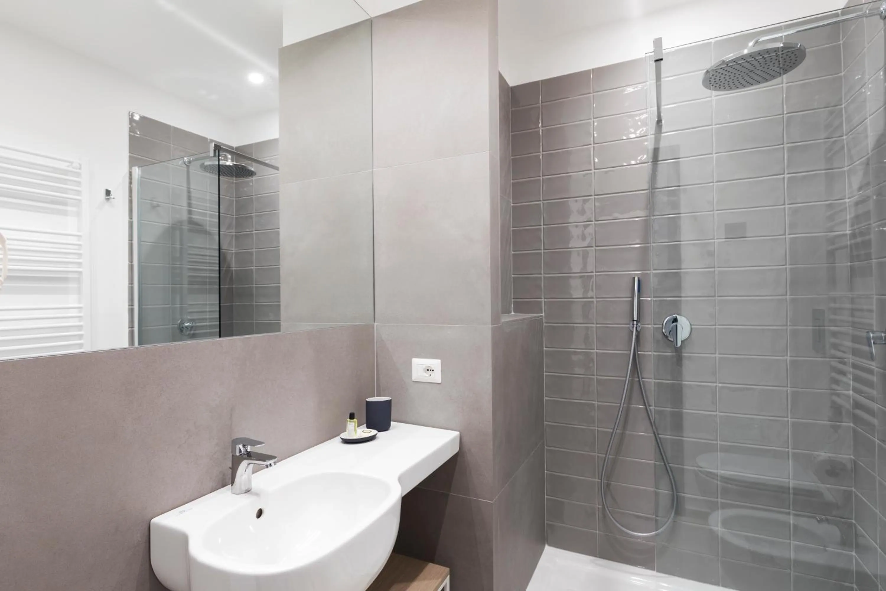 Shower in Acate81 Lifestyle Apartment