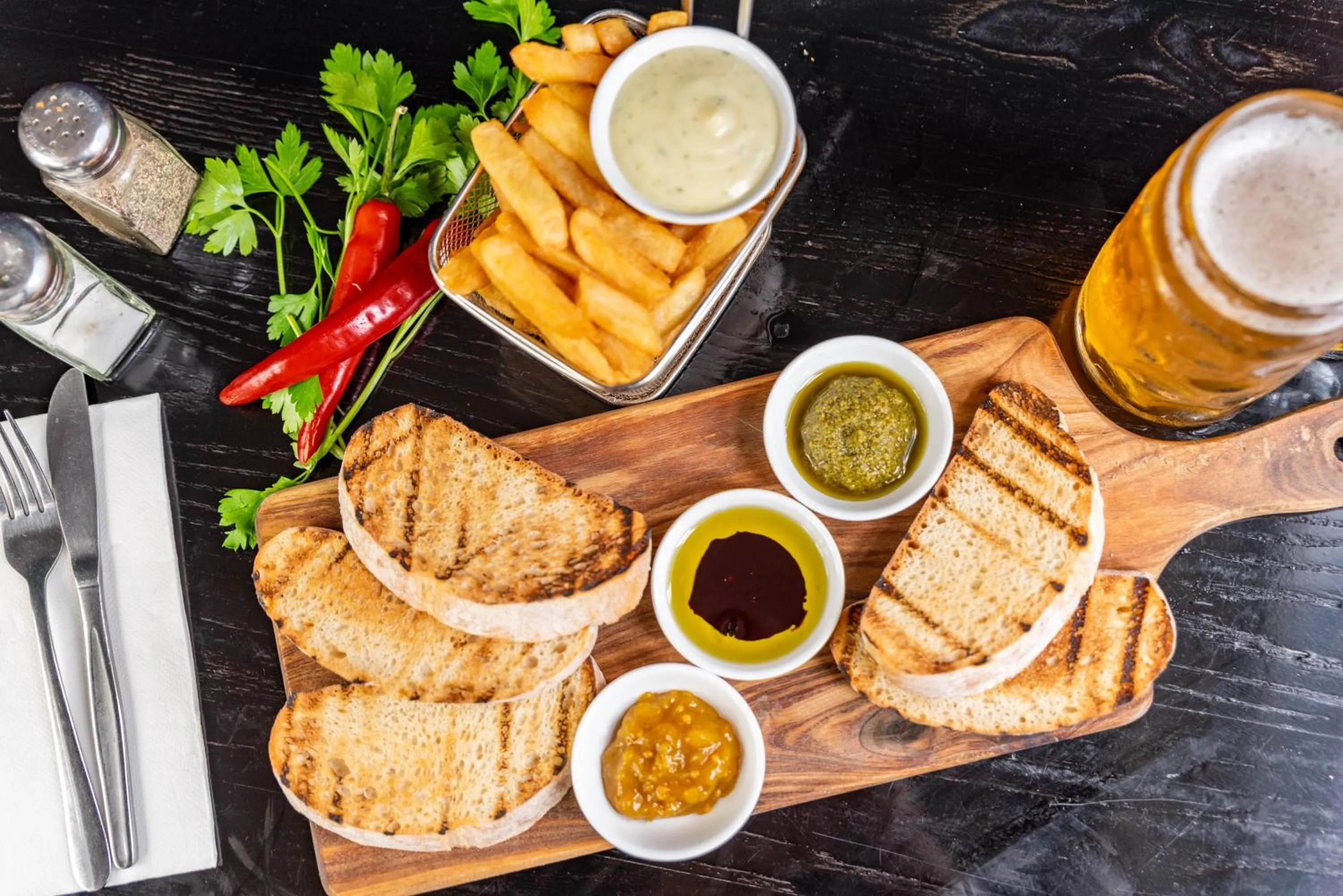 Restaurant/places to eat in The Shakespeare Hotel