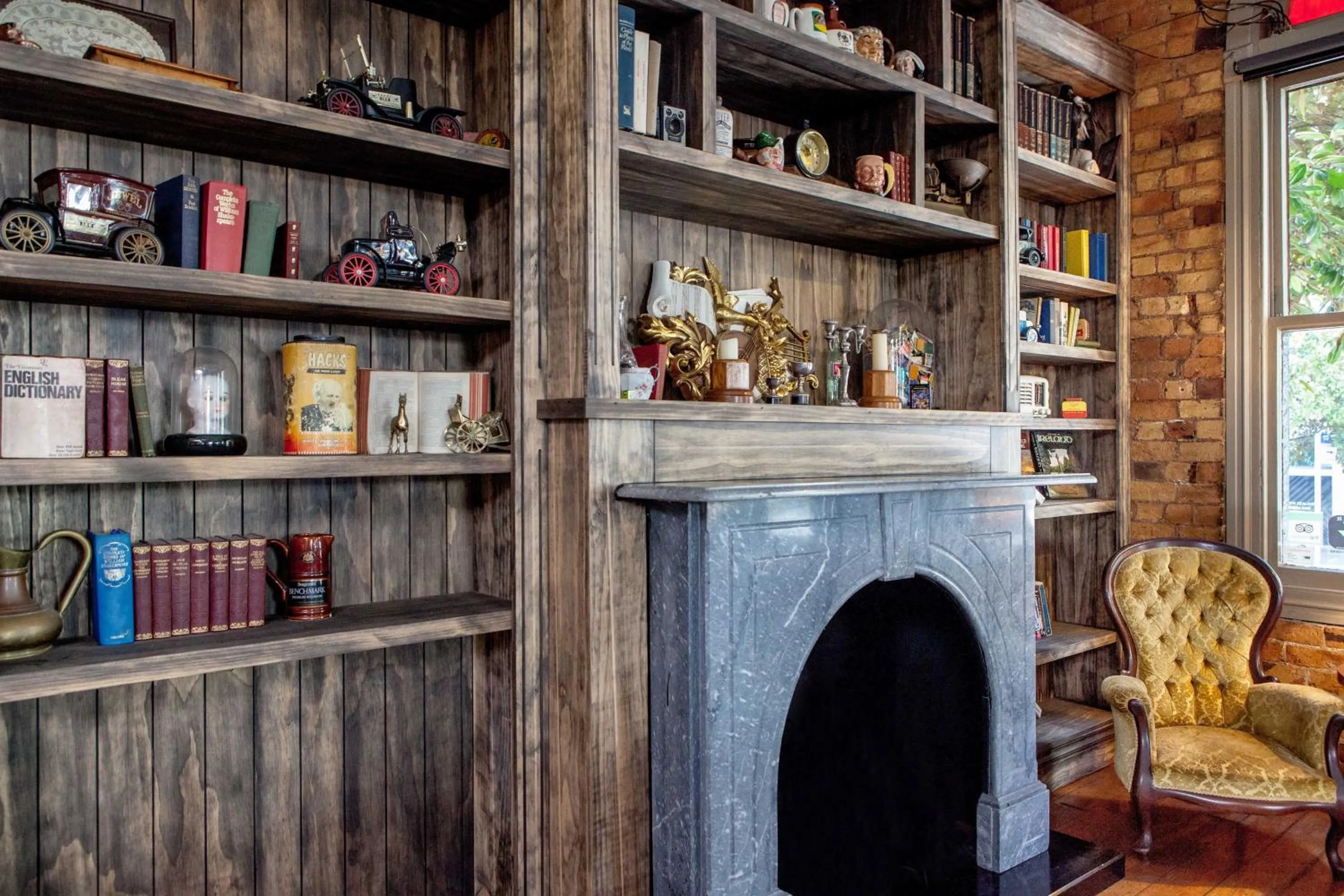 Decorative detail in The Shakespeare Hotel