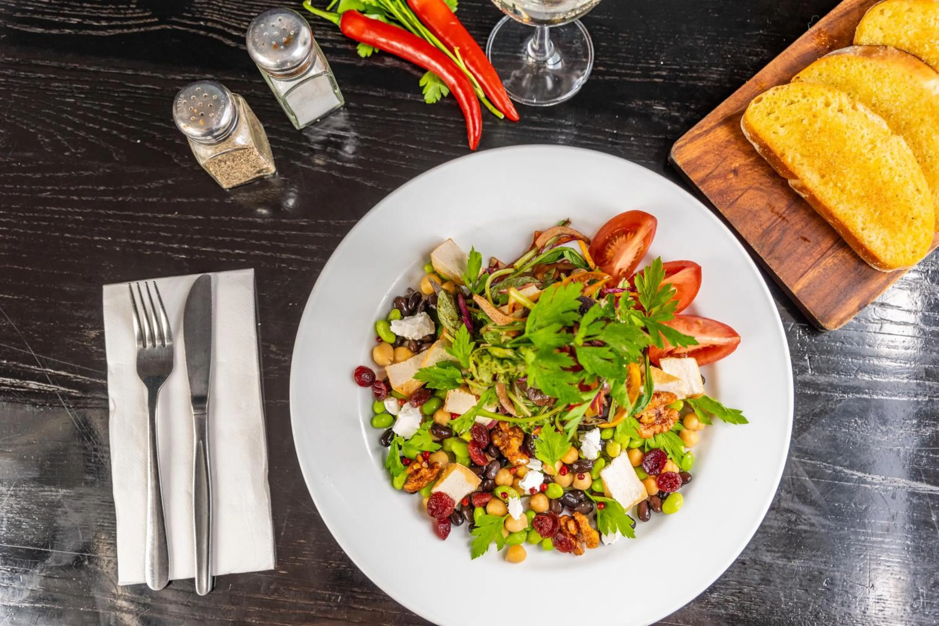 Restaurant/places to eat in The Shakespeare Hotel