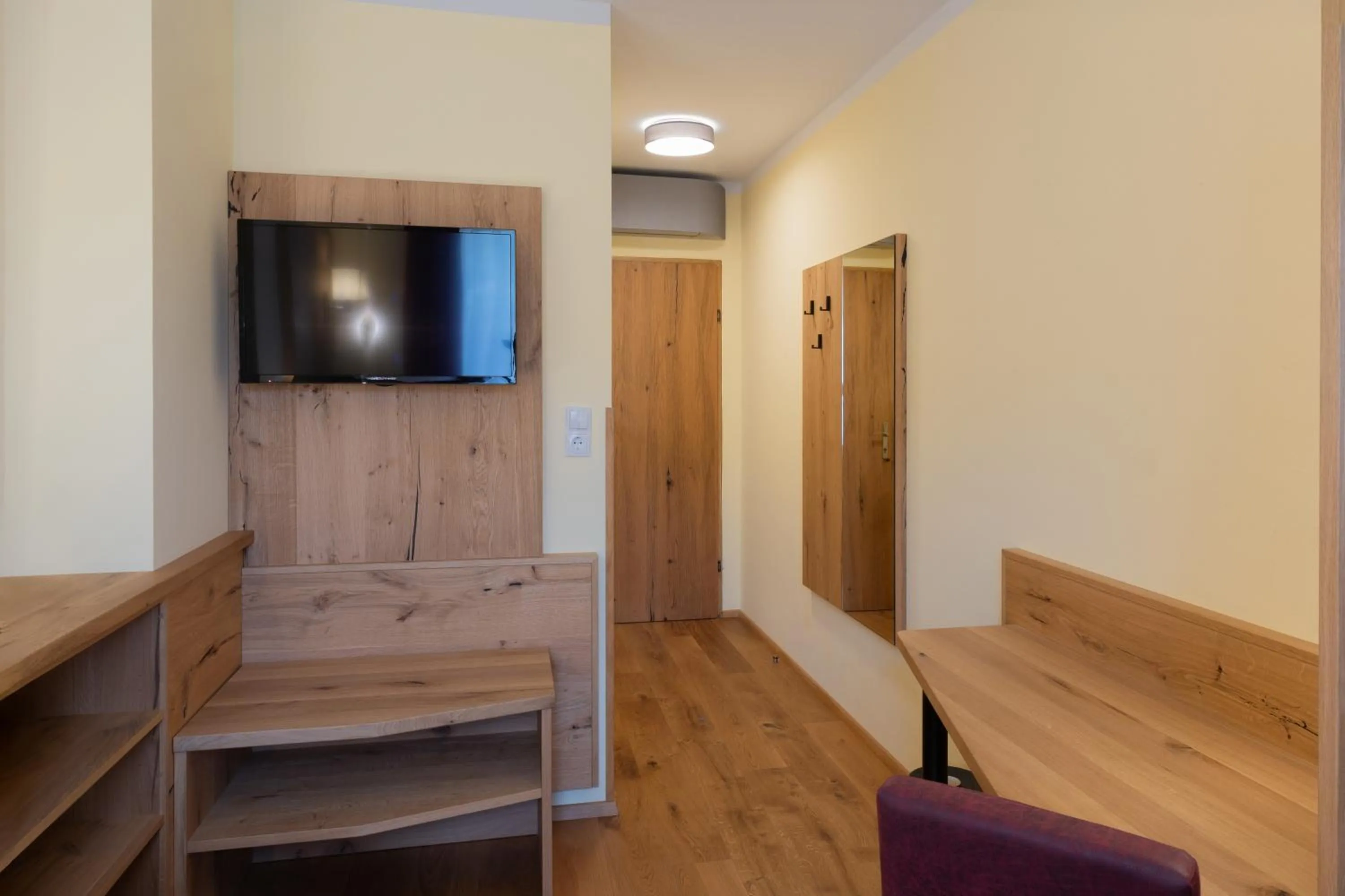 TV and multimedia in Hotel Kärnten