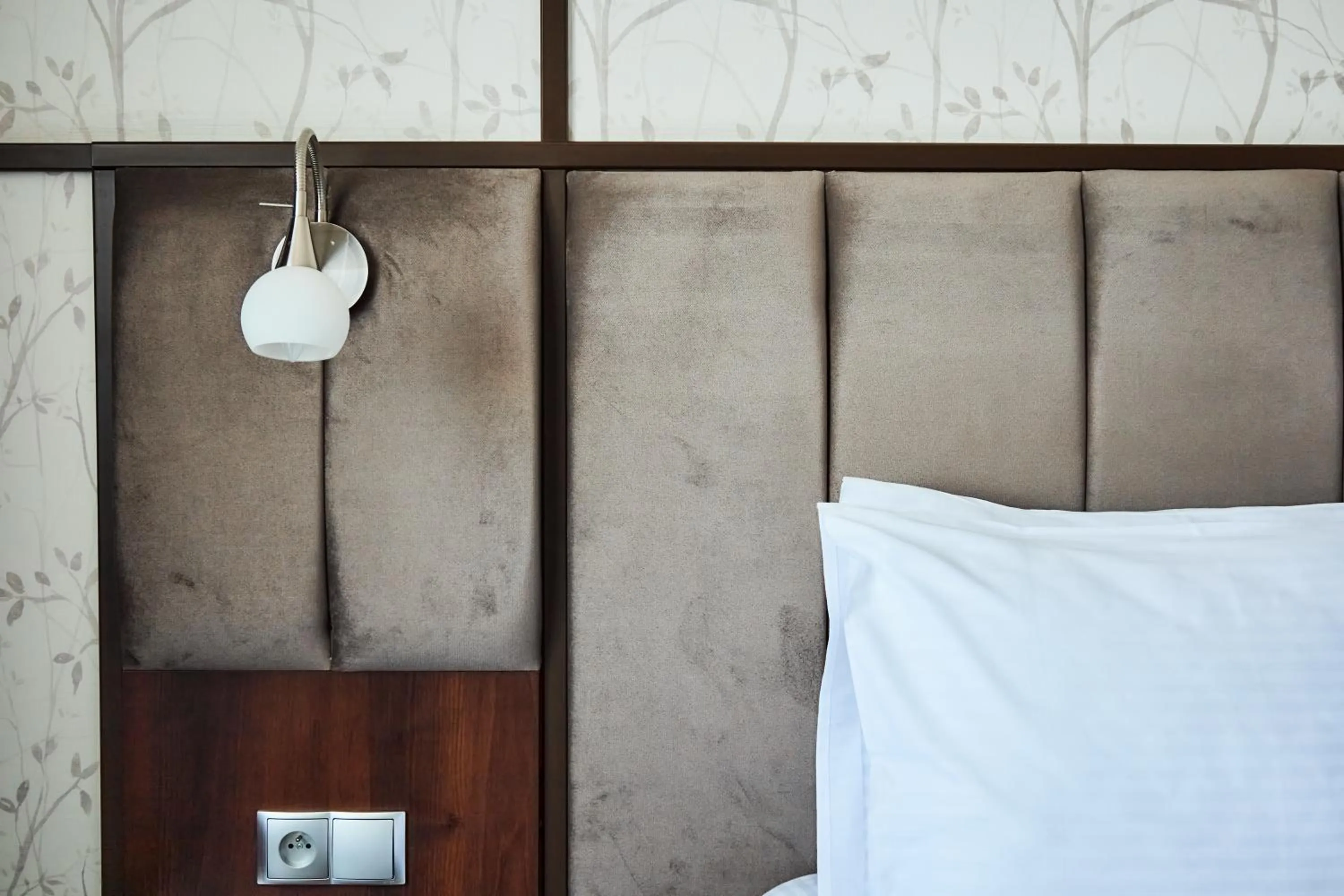 Bed in Metropolo by Golden Tulip Krakow