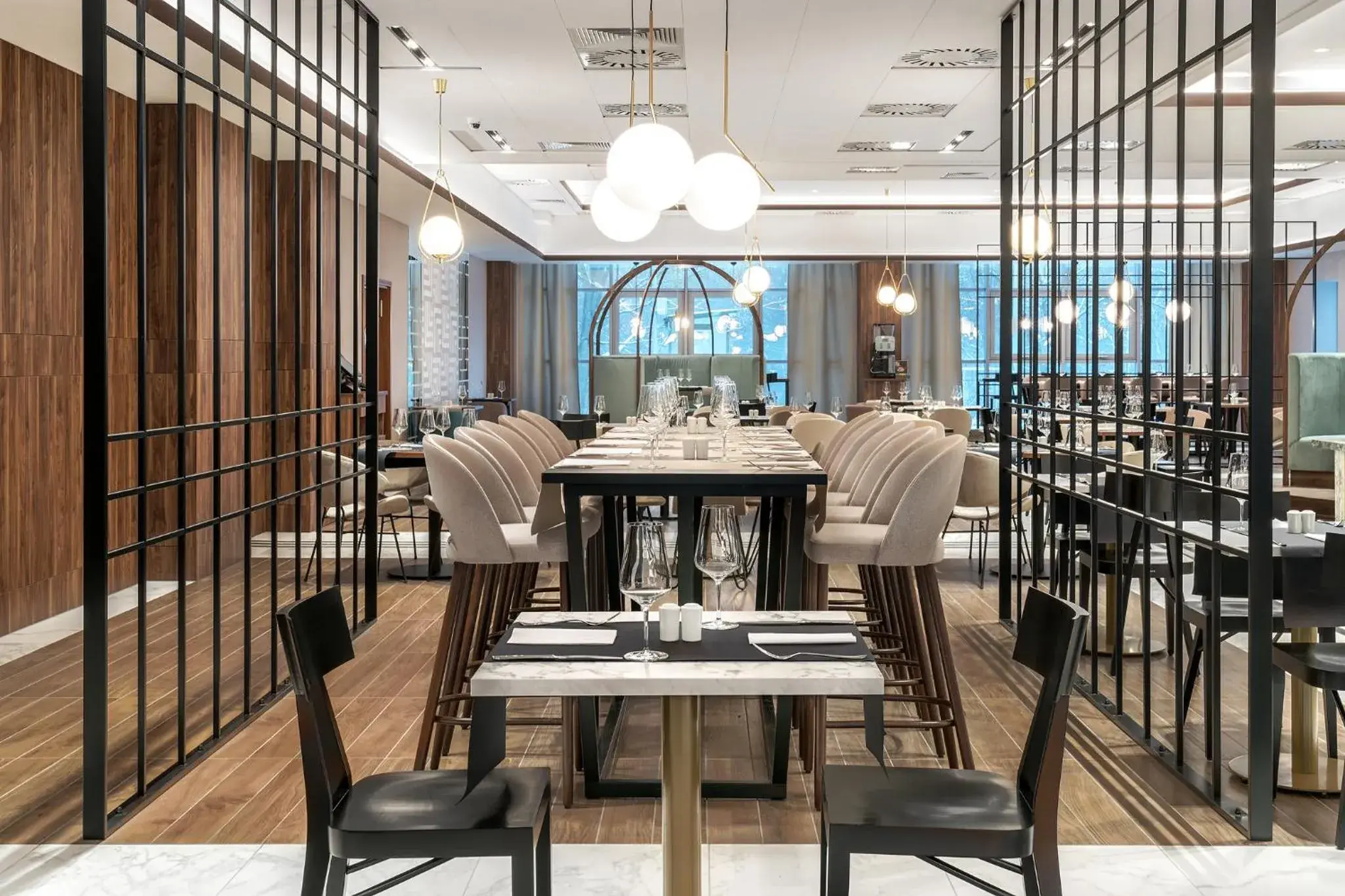 Buffet breakfast in Metropolo by Golden Tulip Krakow Buffet breakfast in Metropolo by Golden Tulip Krakow