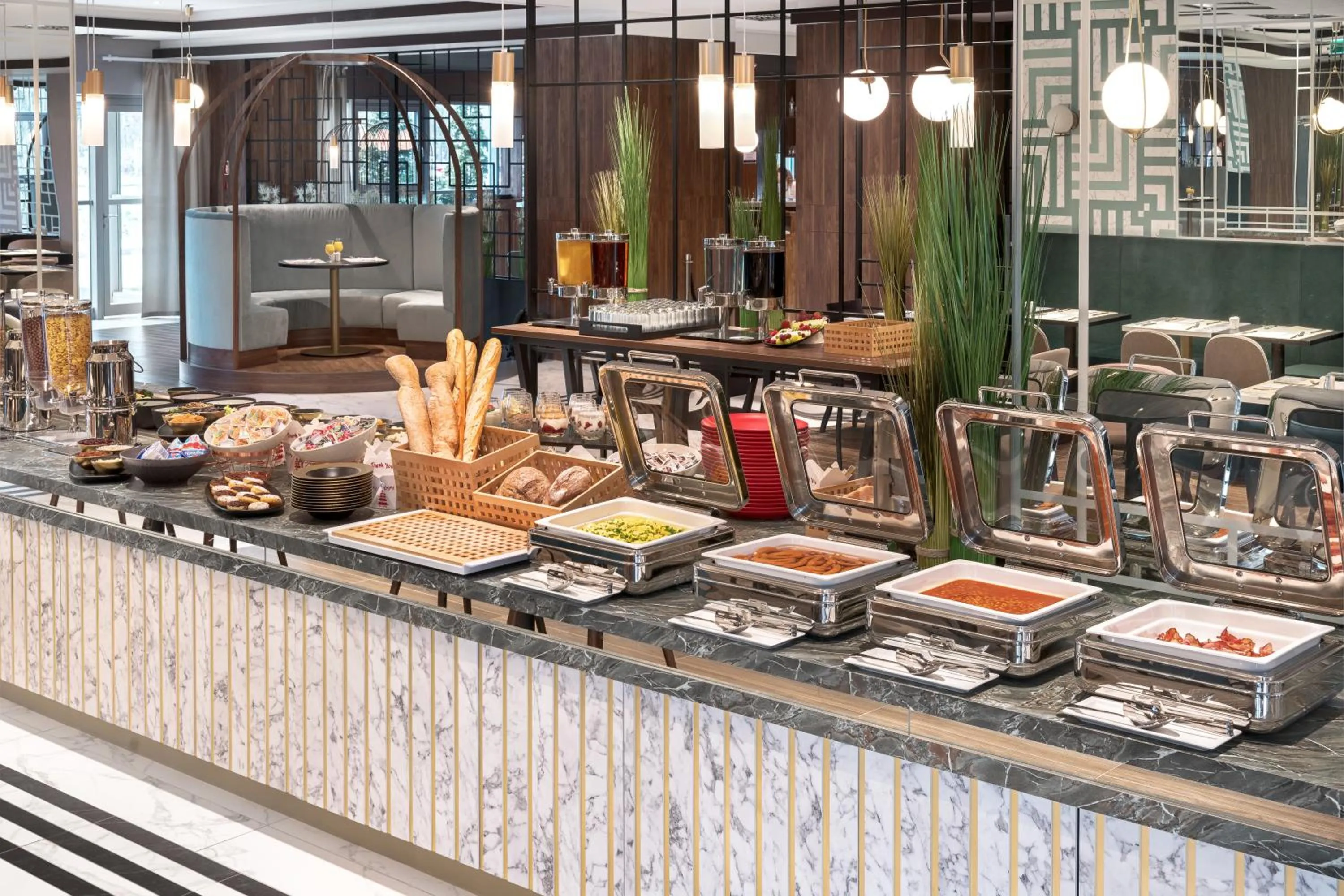 Breakfast in Metropolo by Golden Tulip Krakow