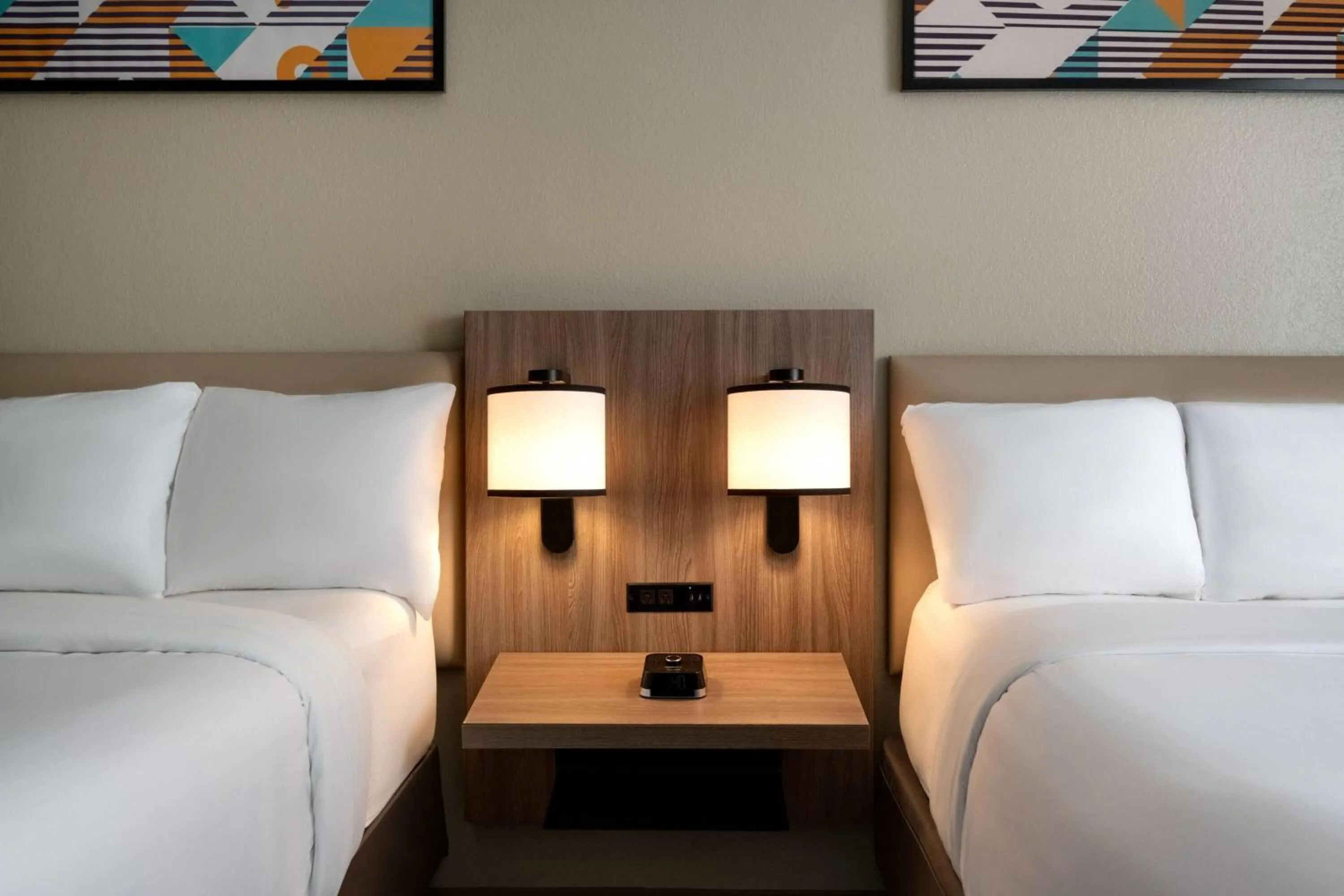 Photo of the whole room, Bed in La Quinta by Wyndham Montgomery