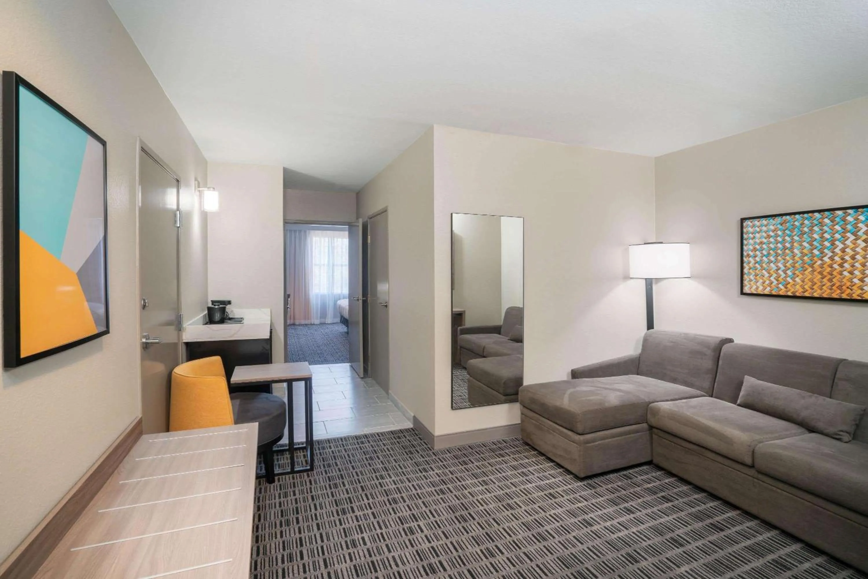 Photo of the whole room in La Quinta by Wyndham Montgomery