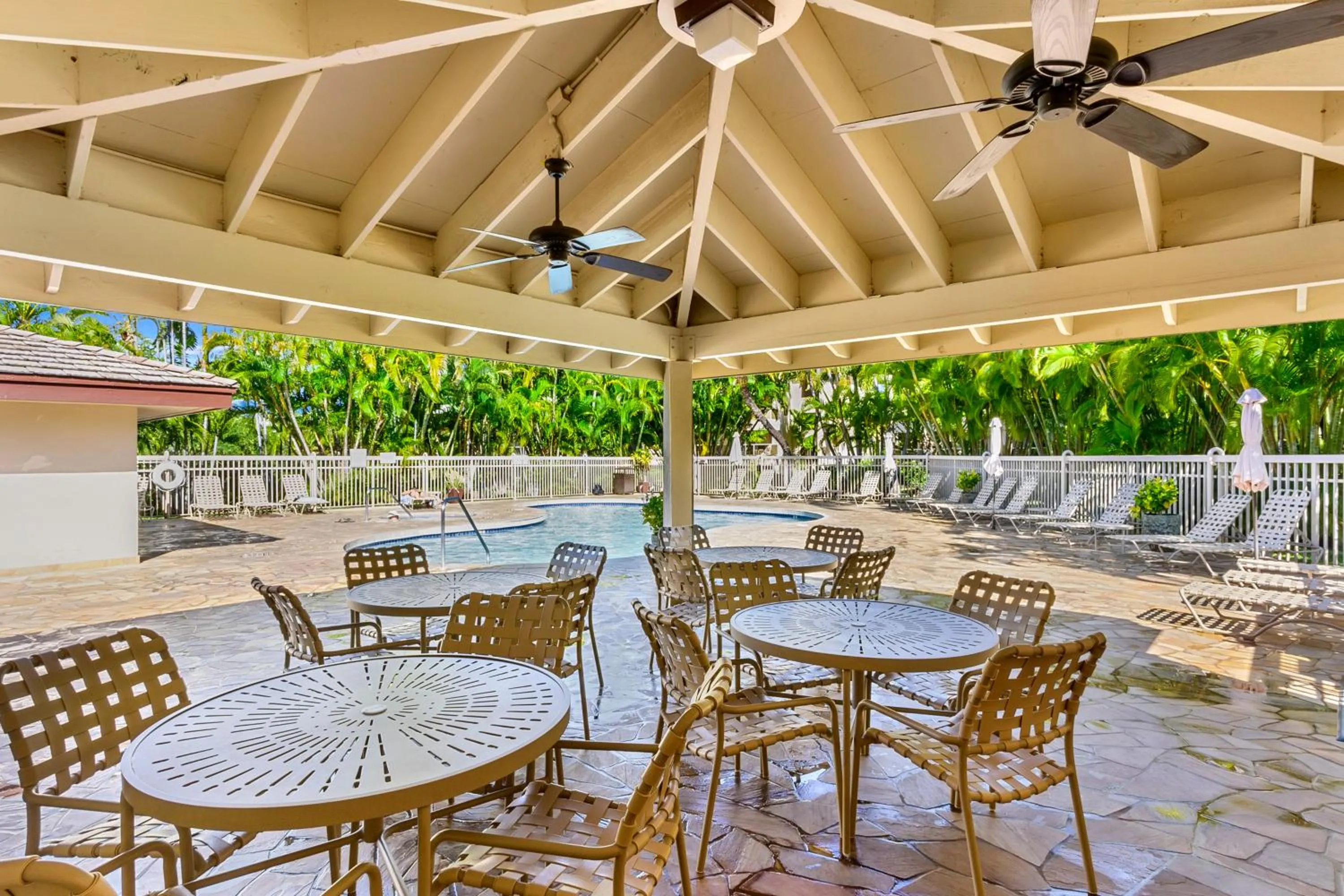 Swimming pool in Maui Banyan Vacation Club