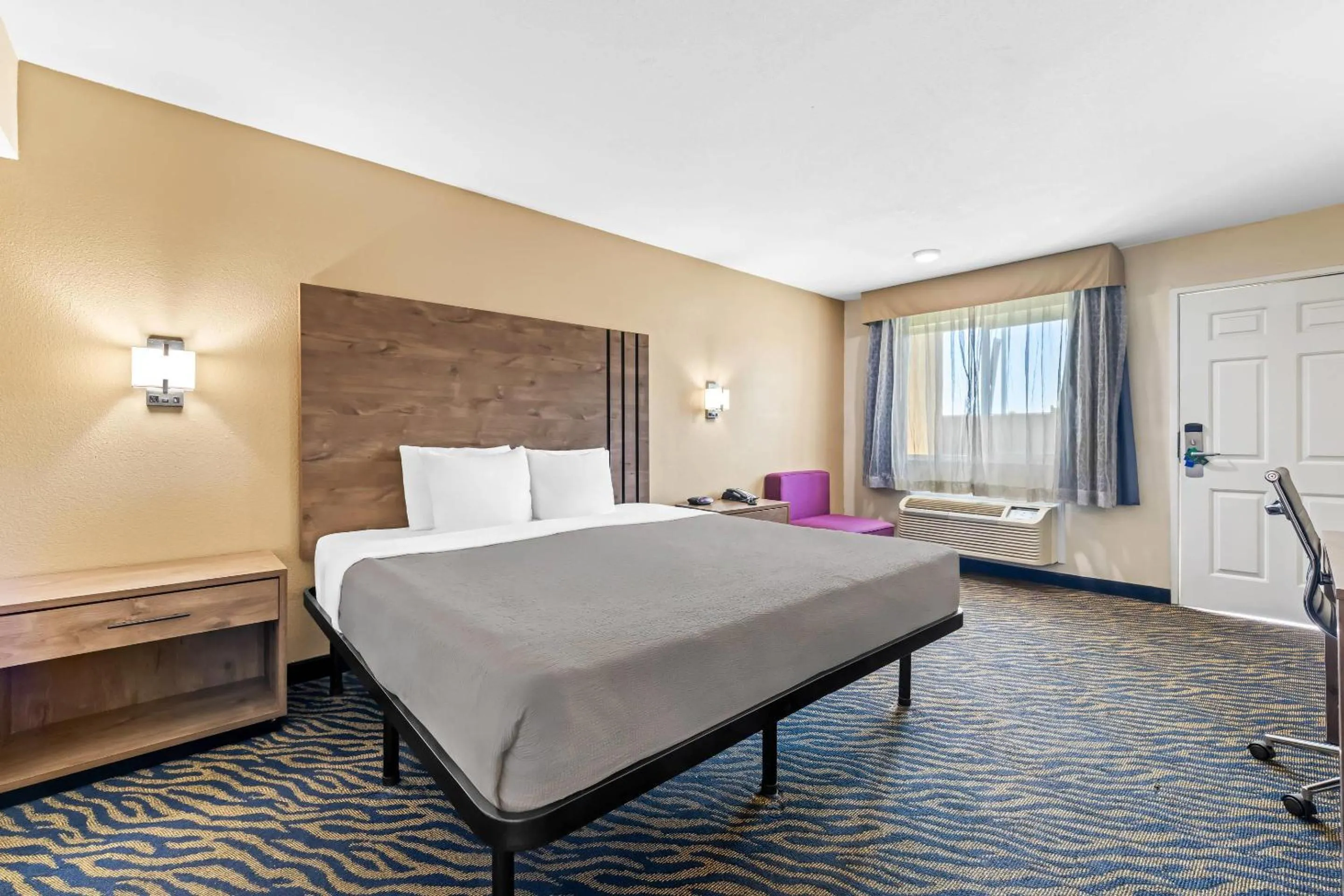 Bedroom, Bed in Quality Inn & Suites