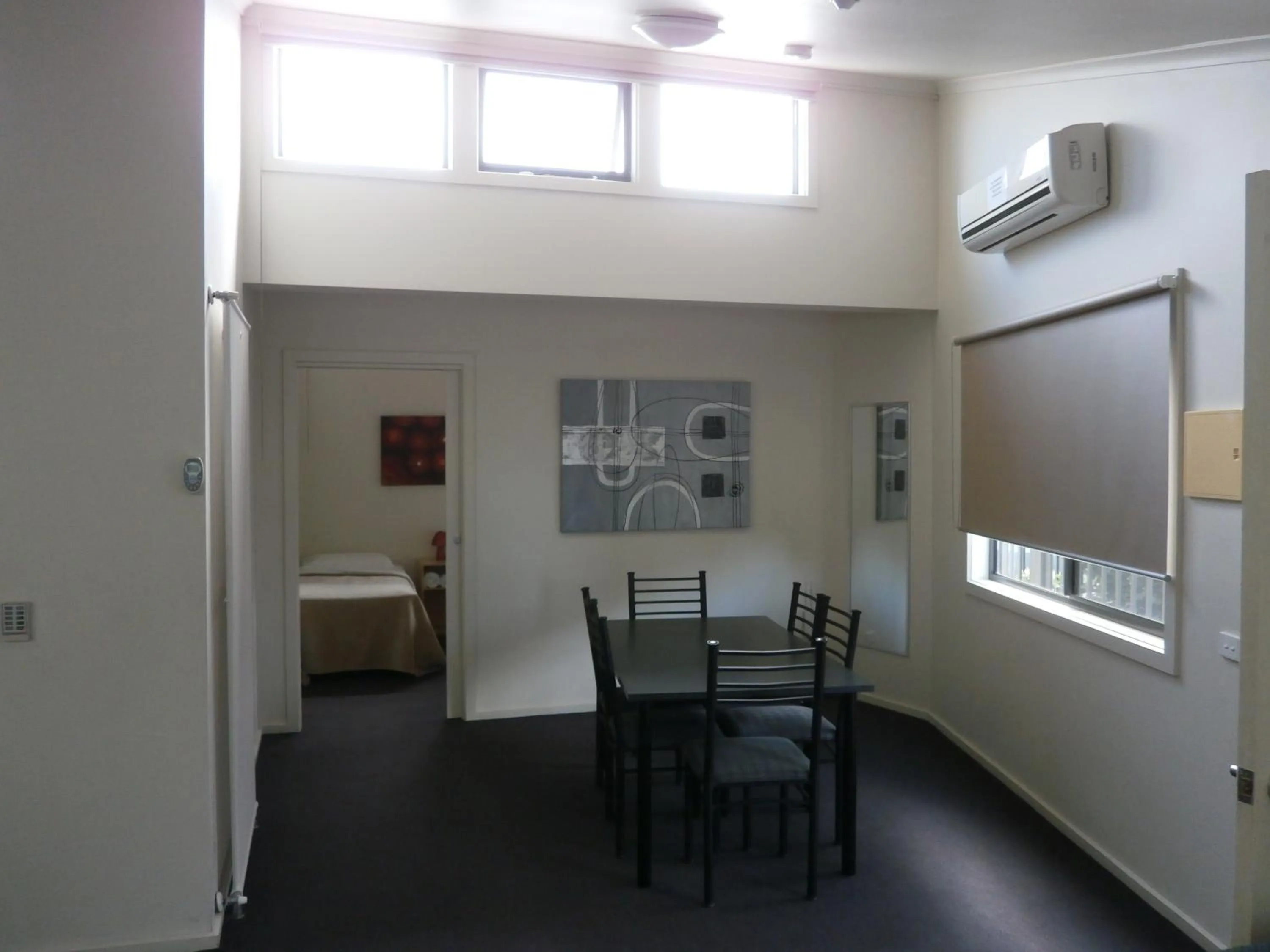 Dining area in Sovereign Views Apartments