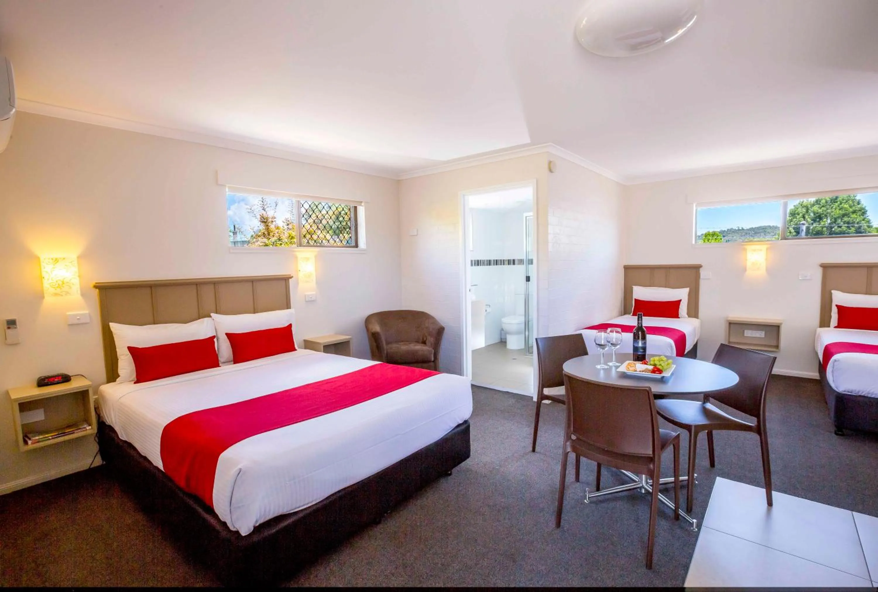 Bed in Apple & Grape Motel